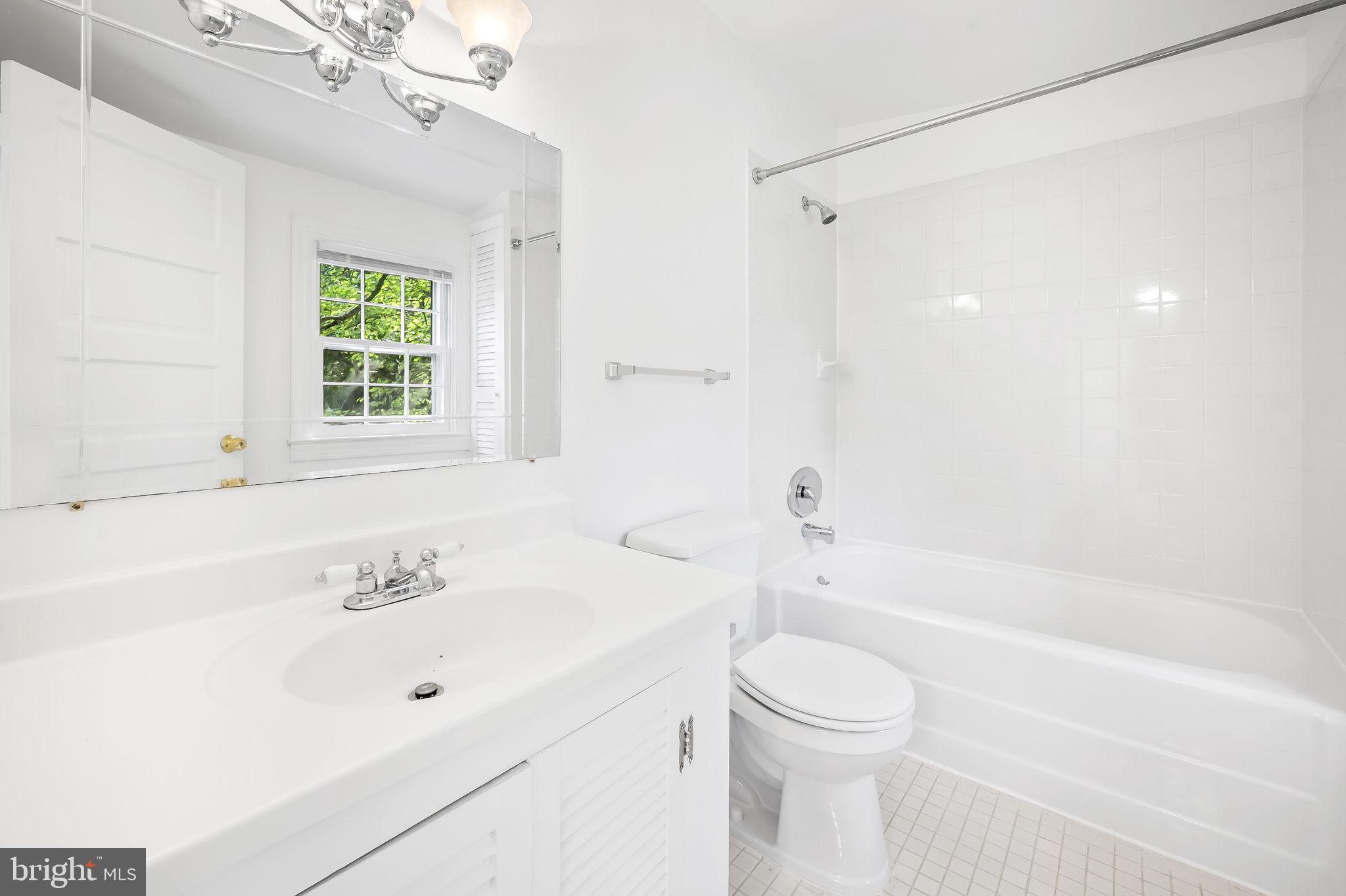 RUXTON/TOWSON - Residential Lease