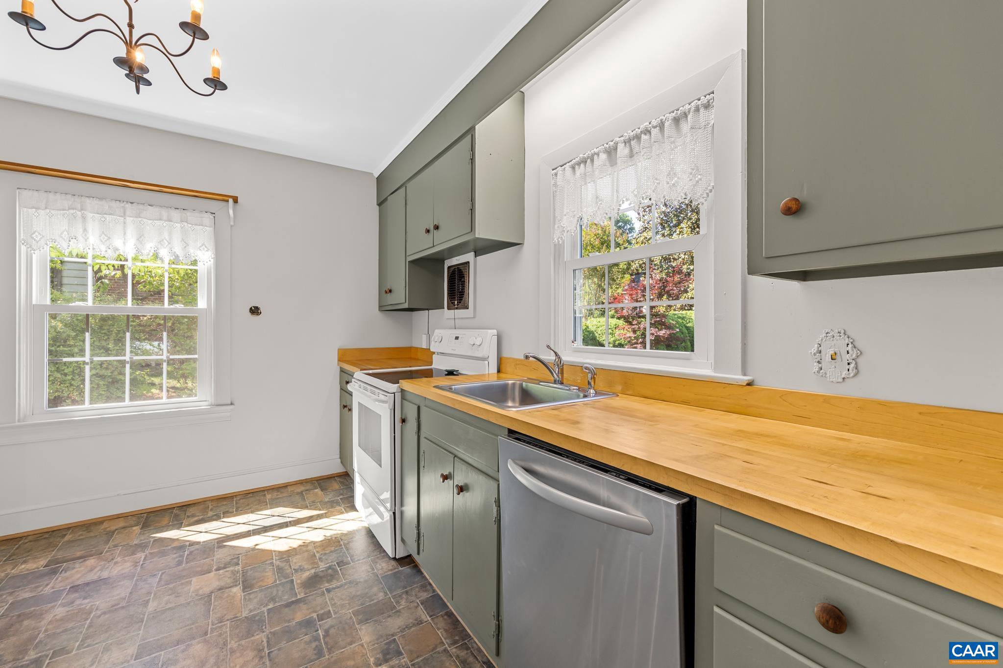 MARSHALL HEIGHTS - Residential