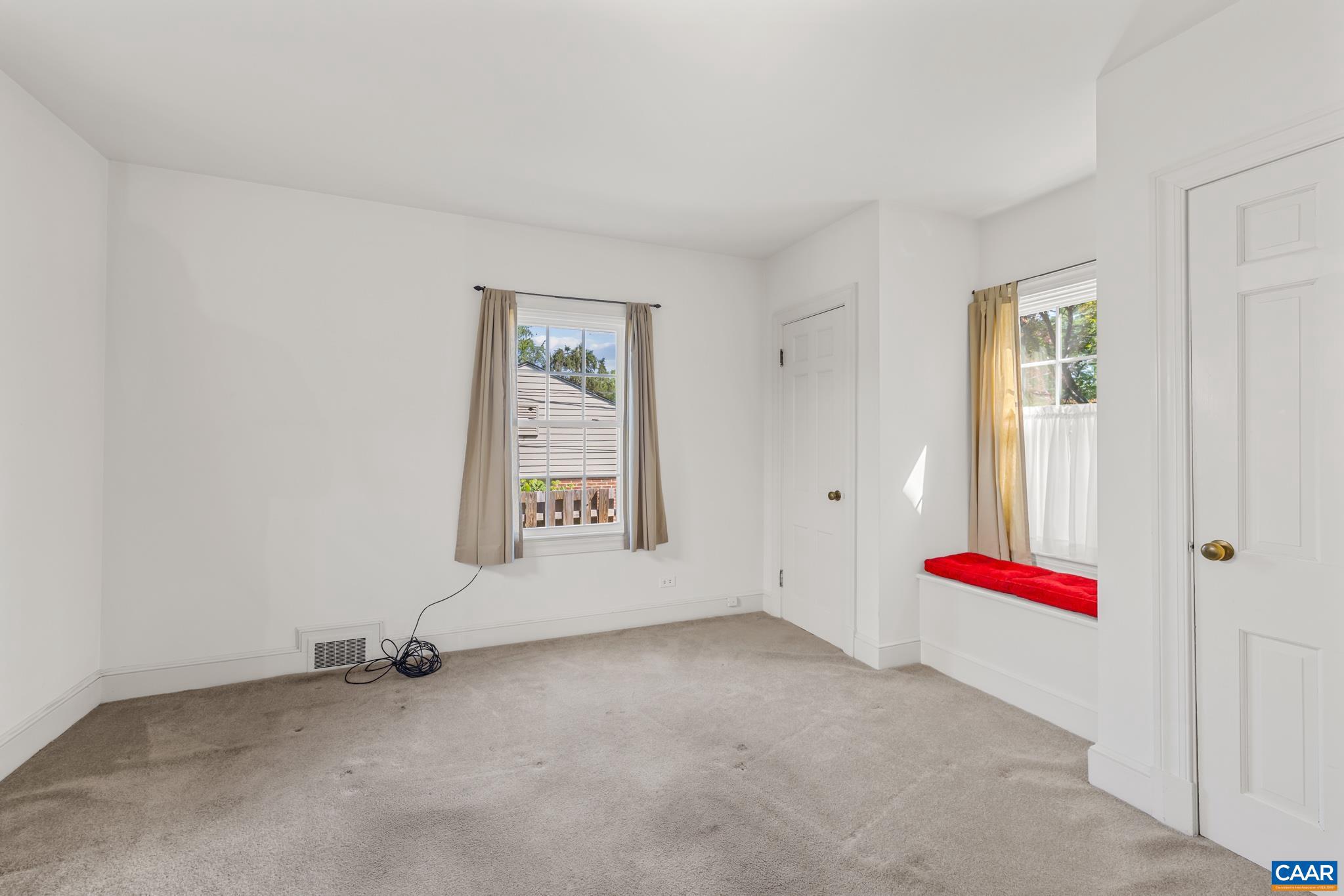 MARSHALL HEIGHTS - Residential