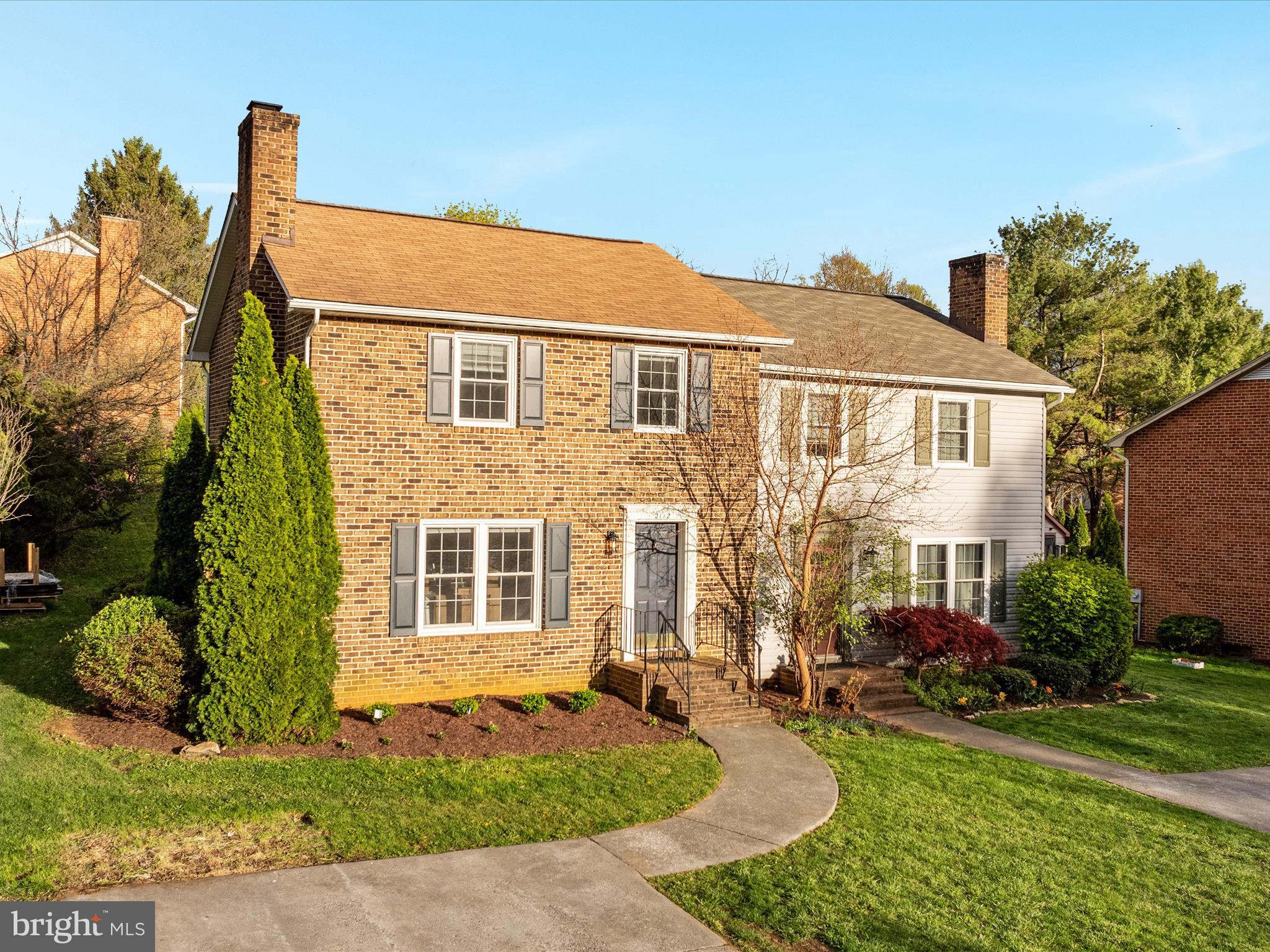 ORCHARD HILL - Residential