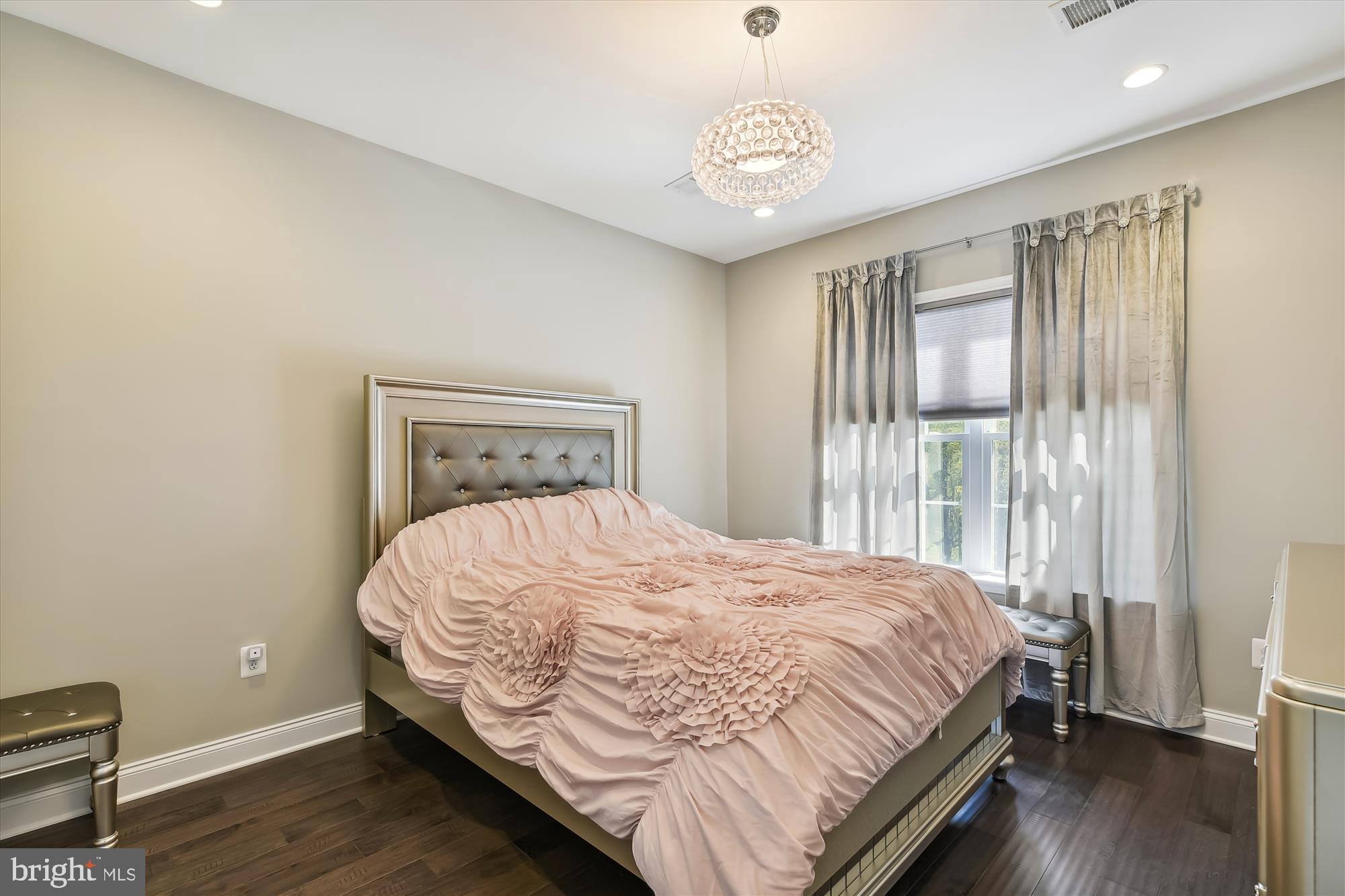 WEATHERSTONE - Residential