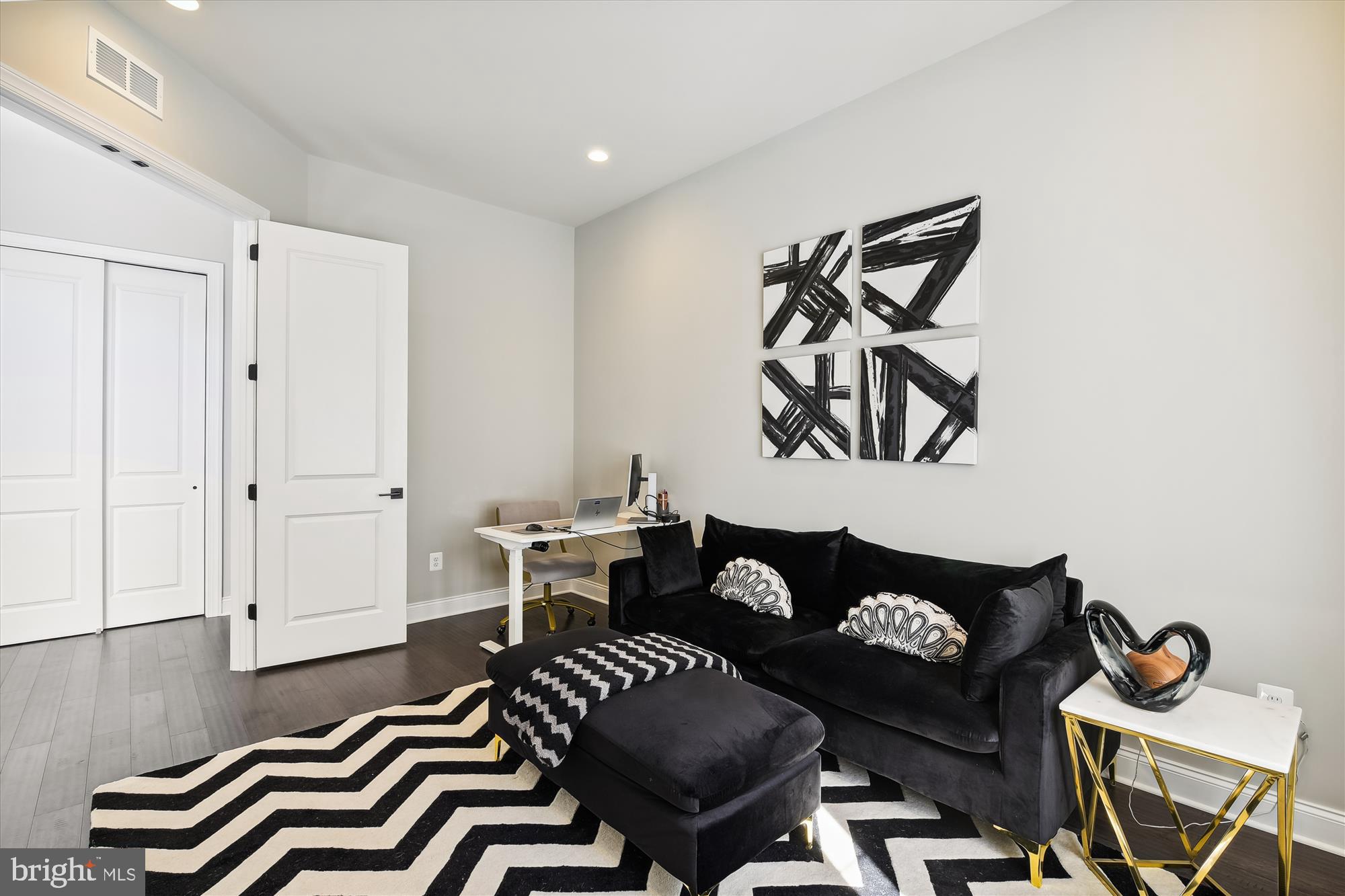 WEATHERSTONE - Residential