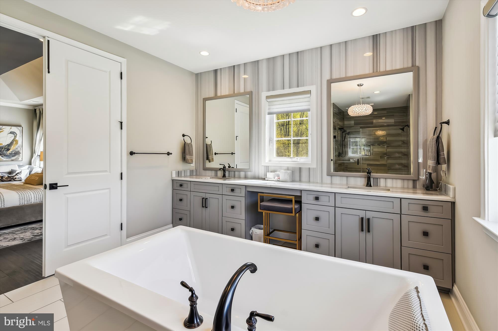 WEATHERSTONE - Residential