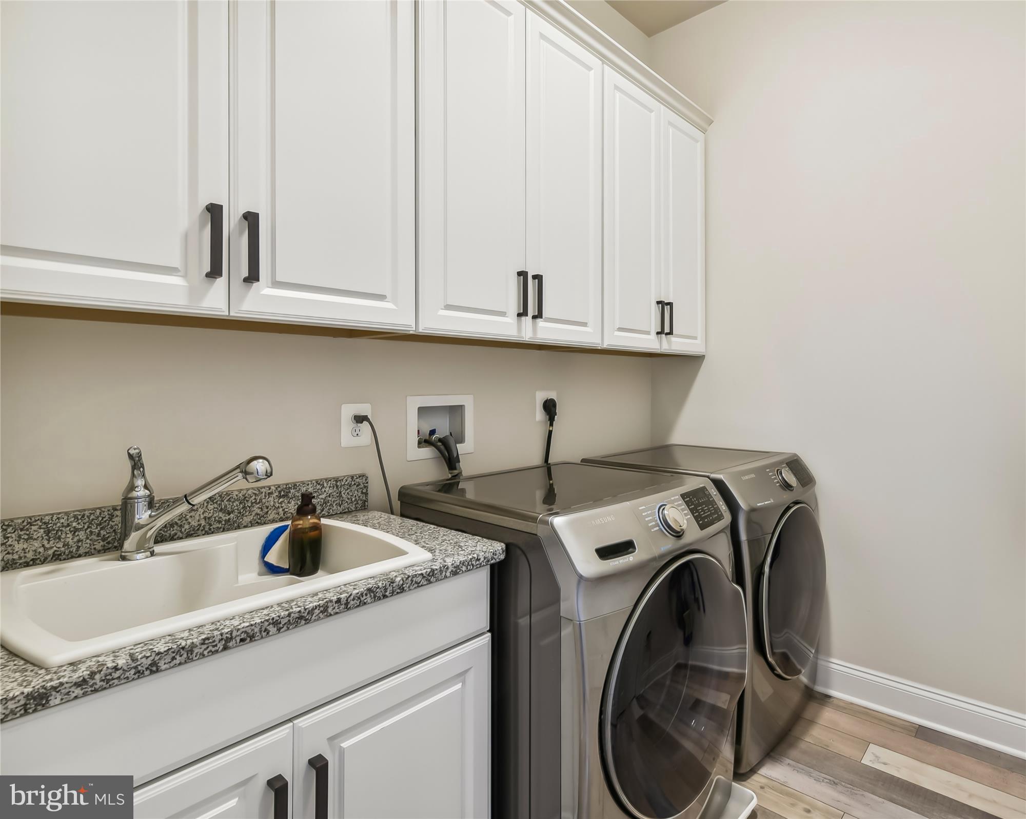 WEATHERSTONE - Residential