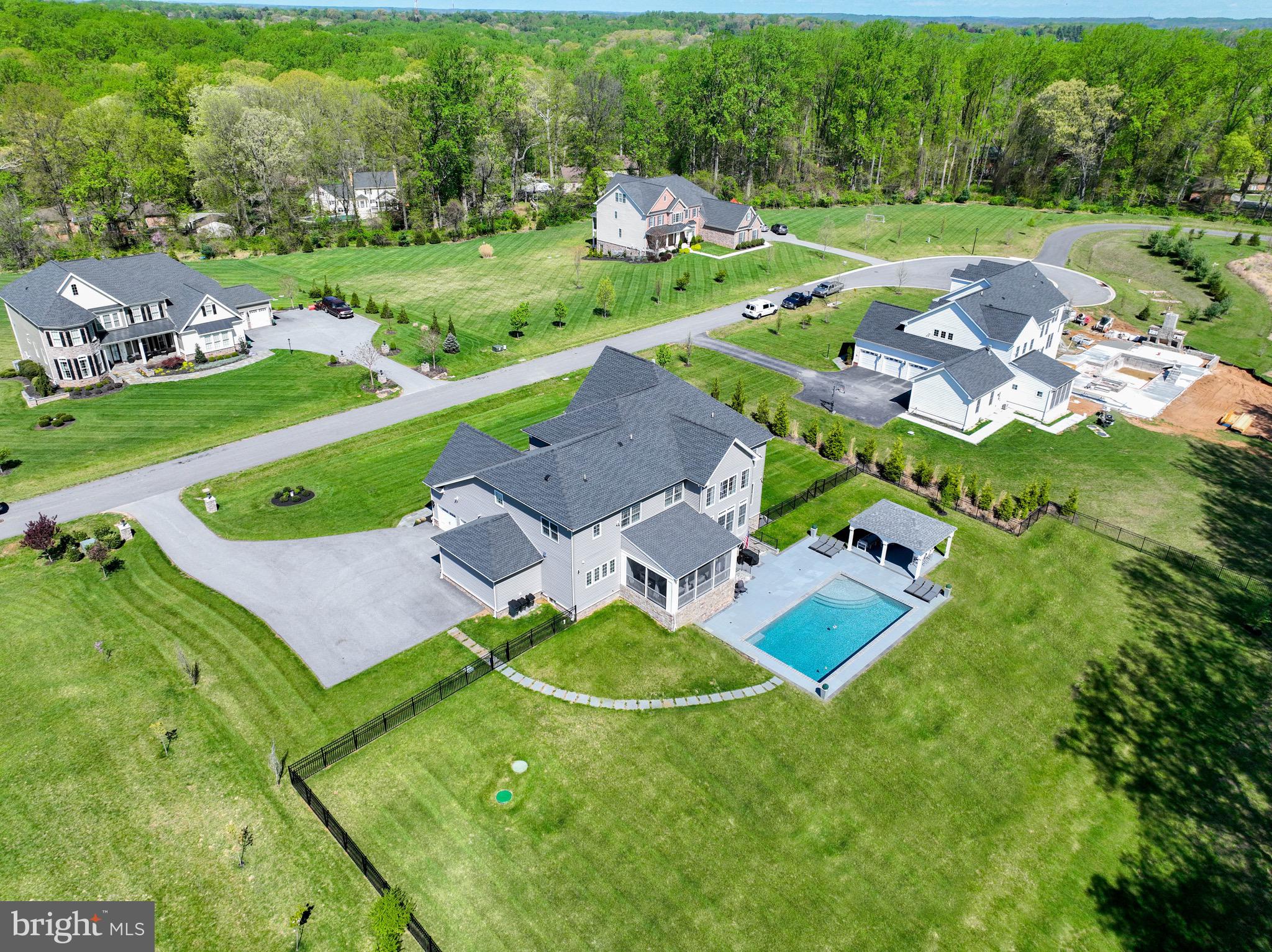 WEATHERSTONE - Residential