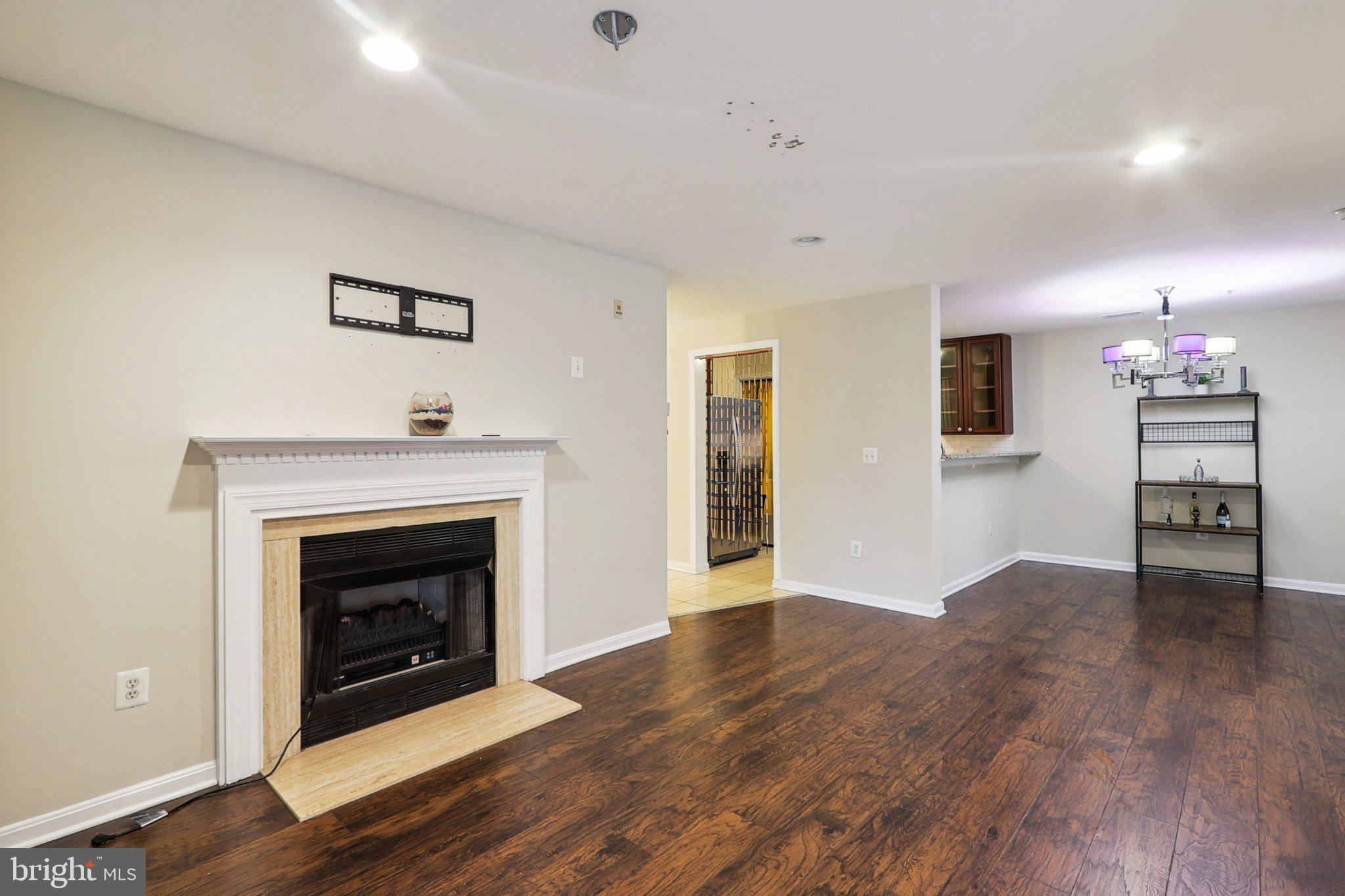 6510 LAKE PARK DRIVE T1