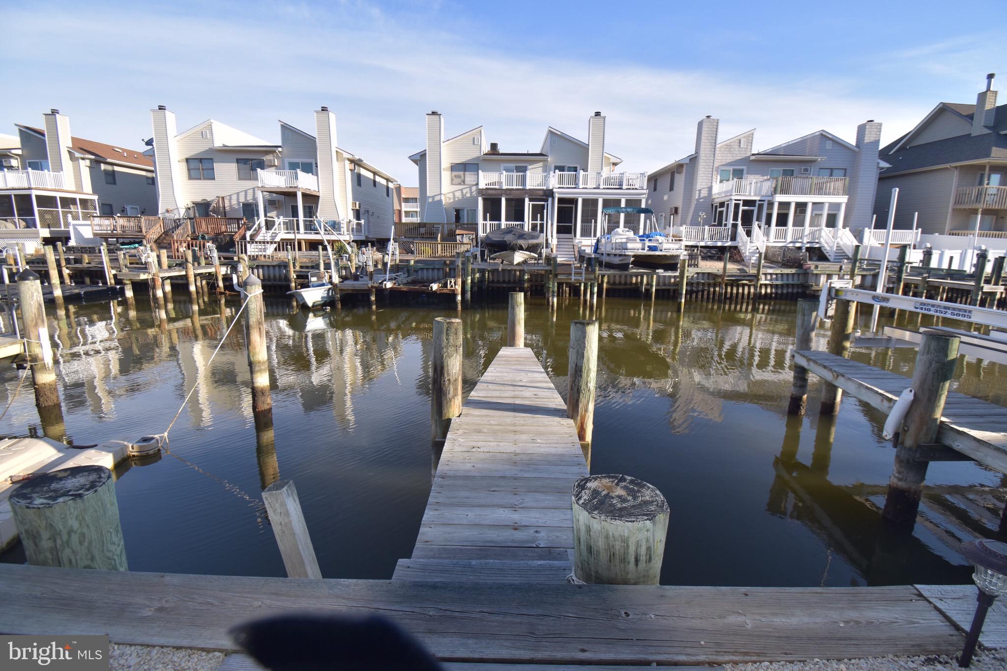 BAYSIDE KEYS - Residential