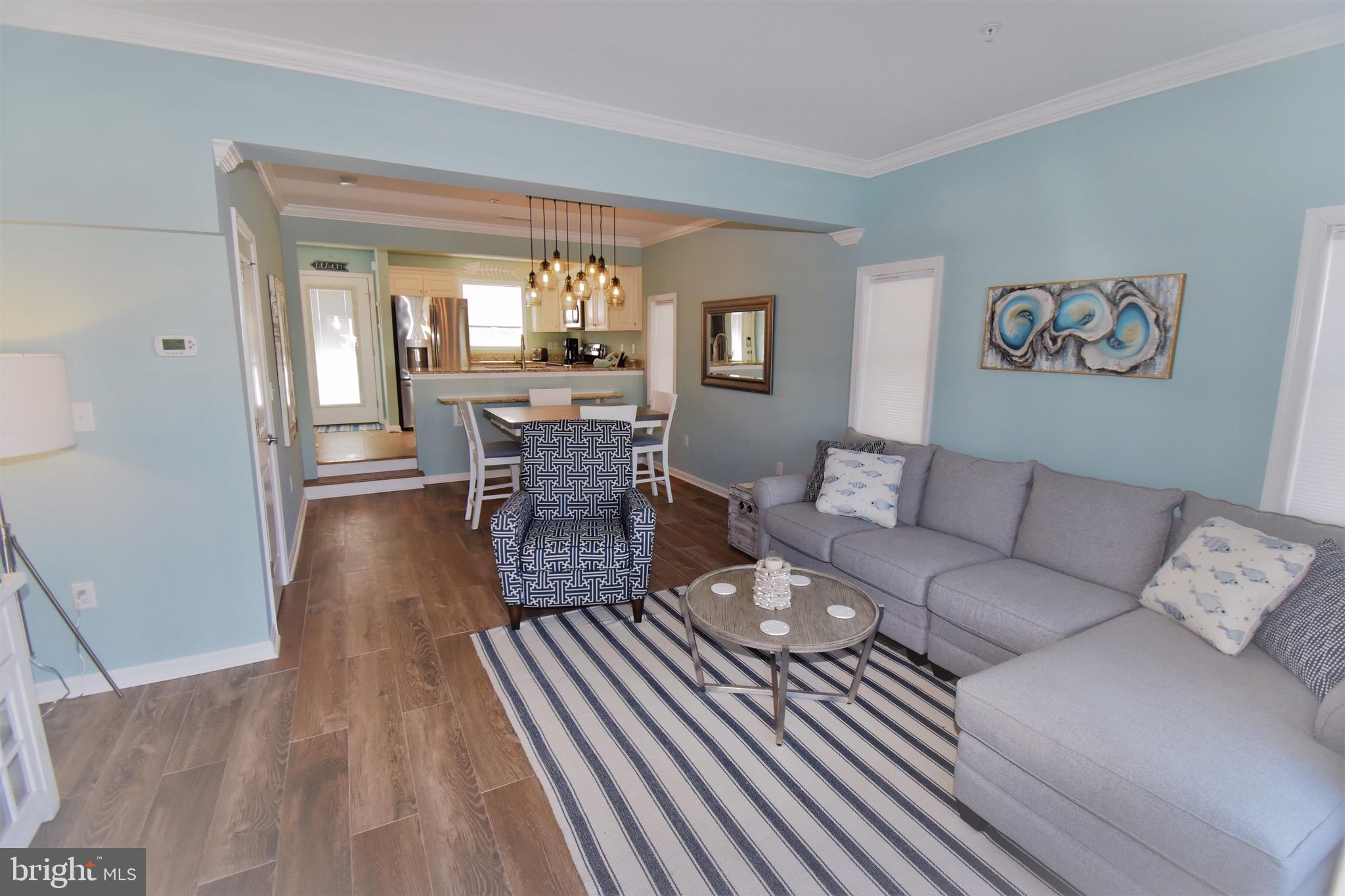 BAYSIDE KEYS - Residential