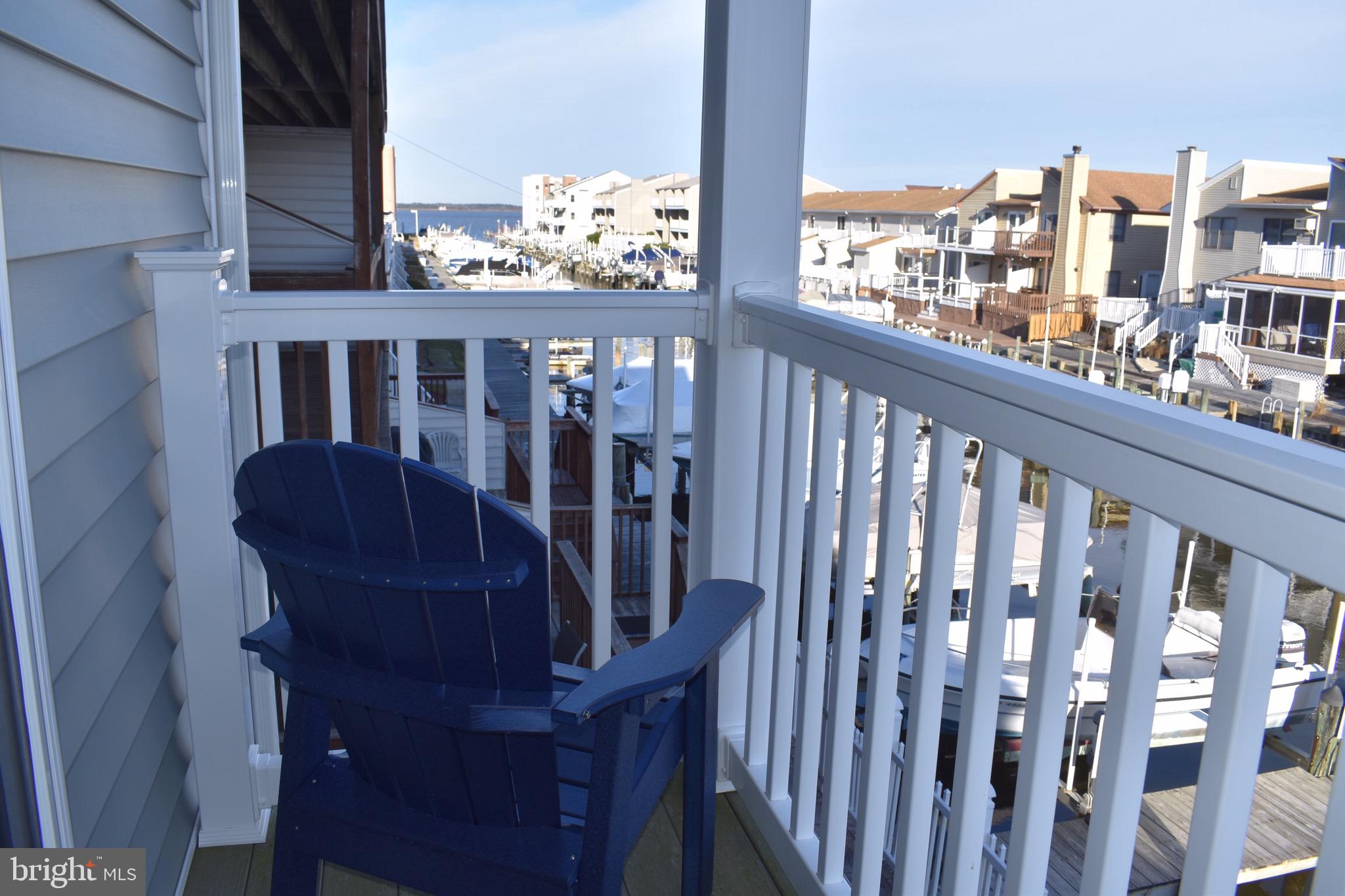 BAYSIDE KEYS - Residential