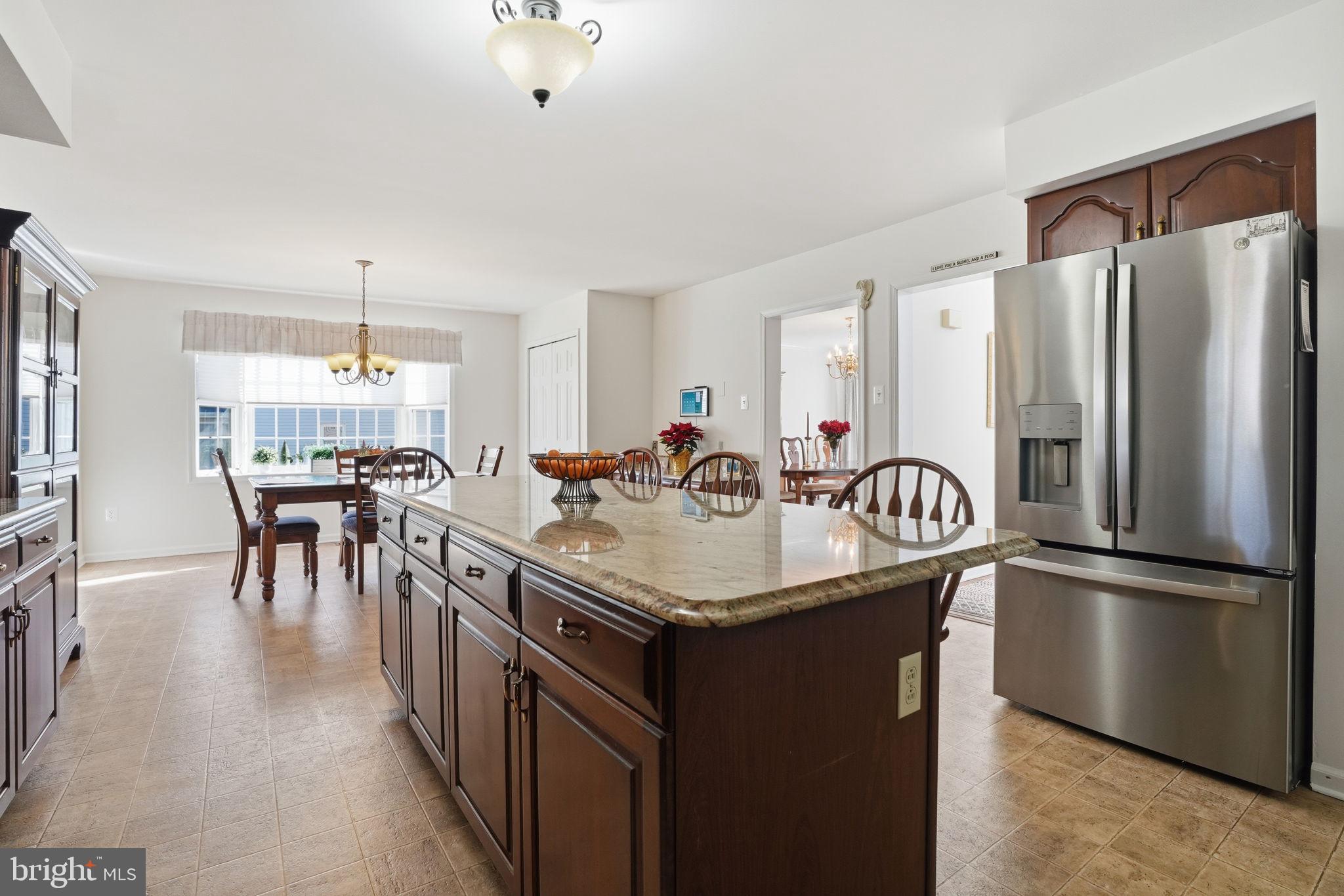 HOLLAND MEADOWS - Residential