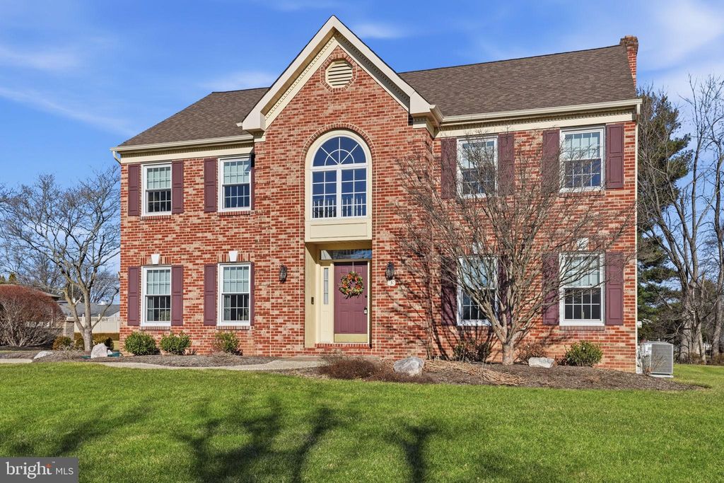 Photo of 3 Swallow Road, HOLLAND, PA 18966 (MLS # PABU2112410)