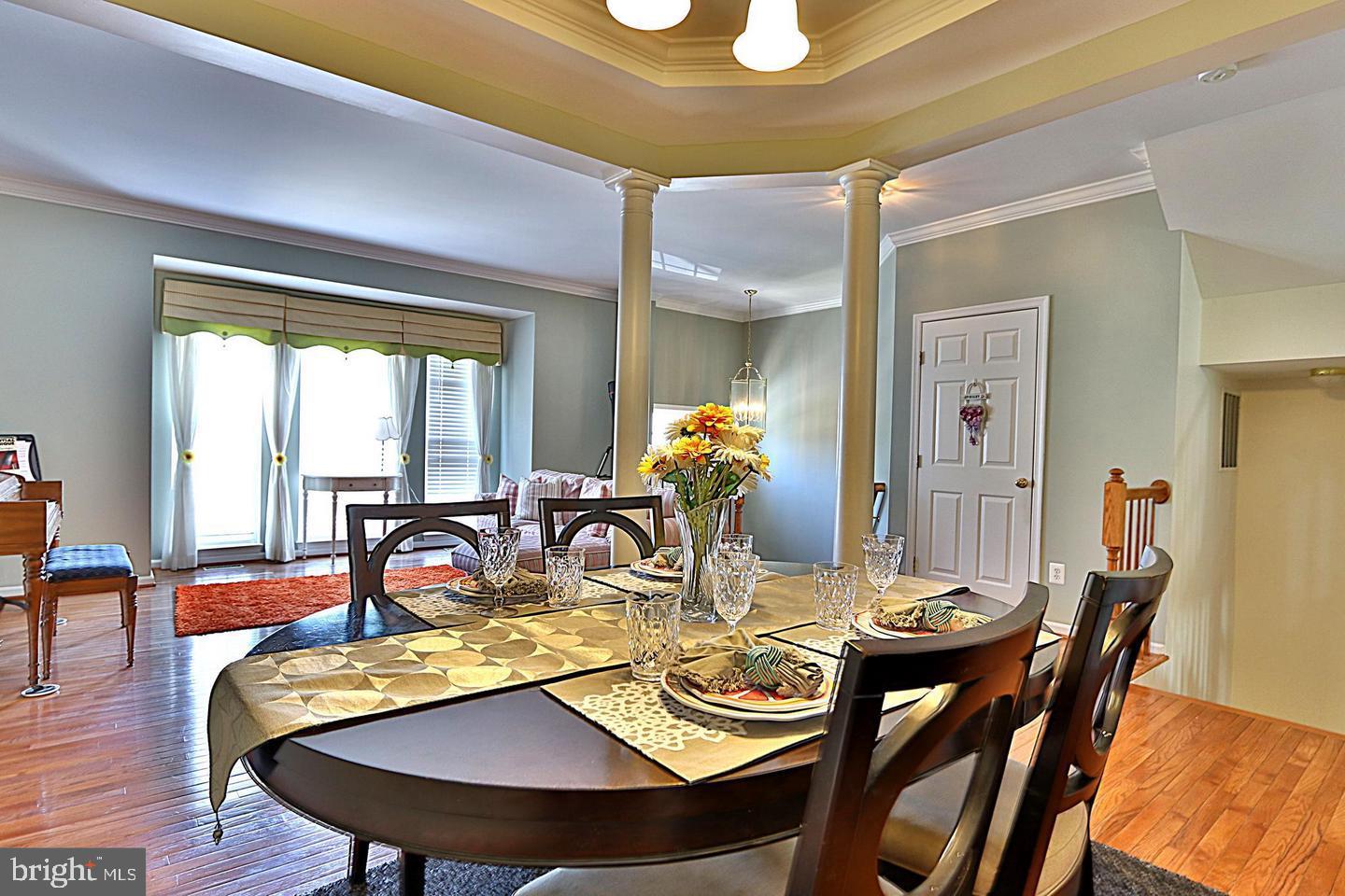 RIVERSIDE STATION - Residential