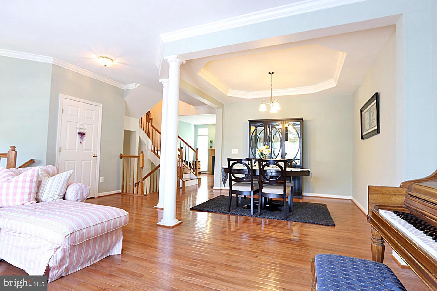 RIVERSIDE STATION - Residential