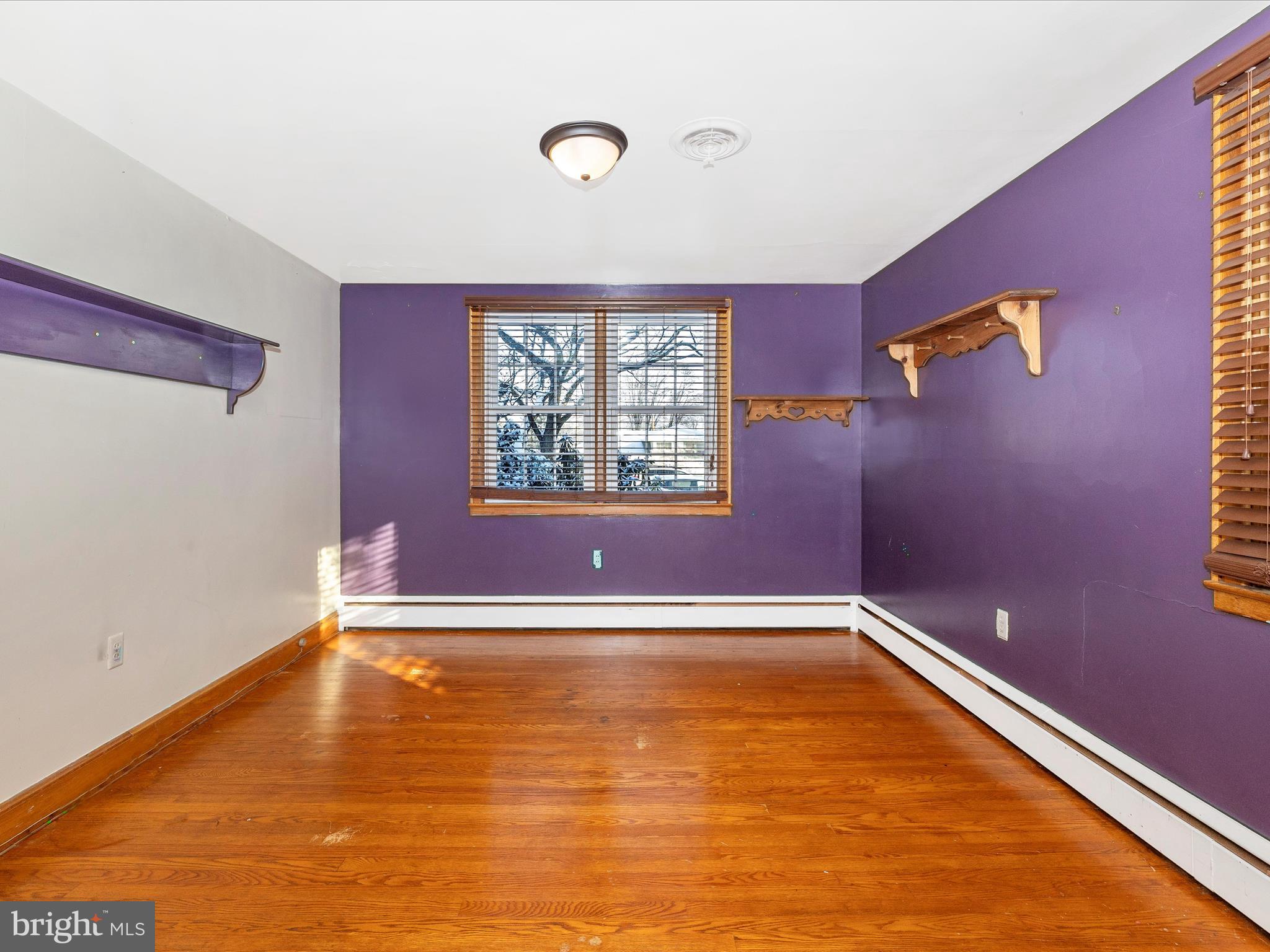 COLONIAL PARK - Residential