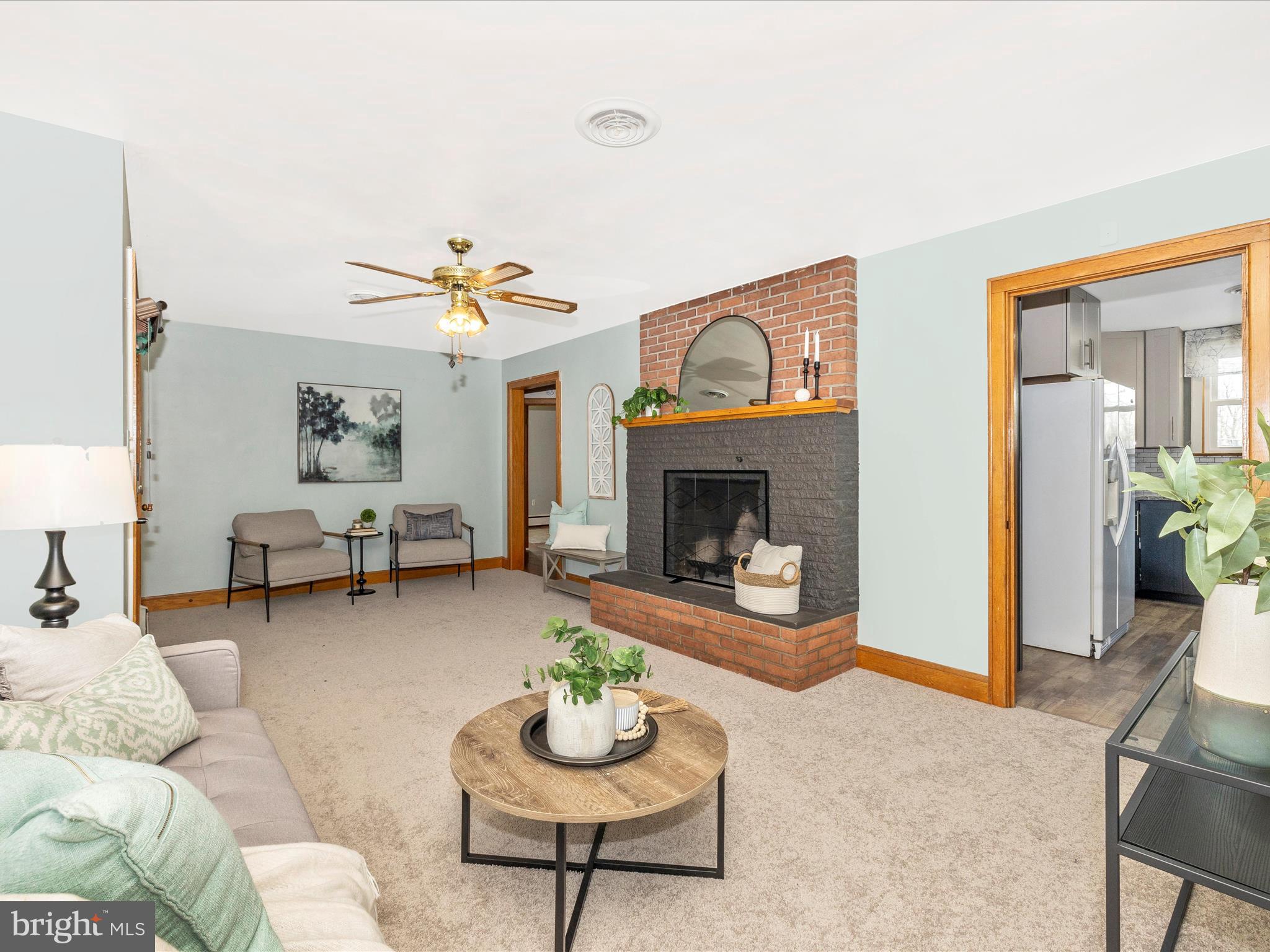 COLONIAL PARK - Residential