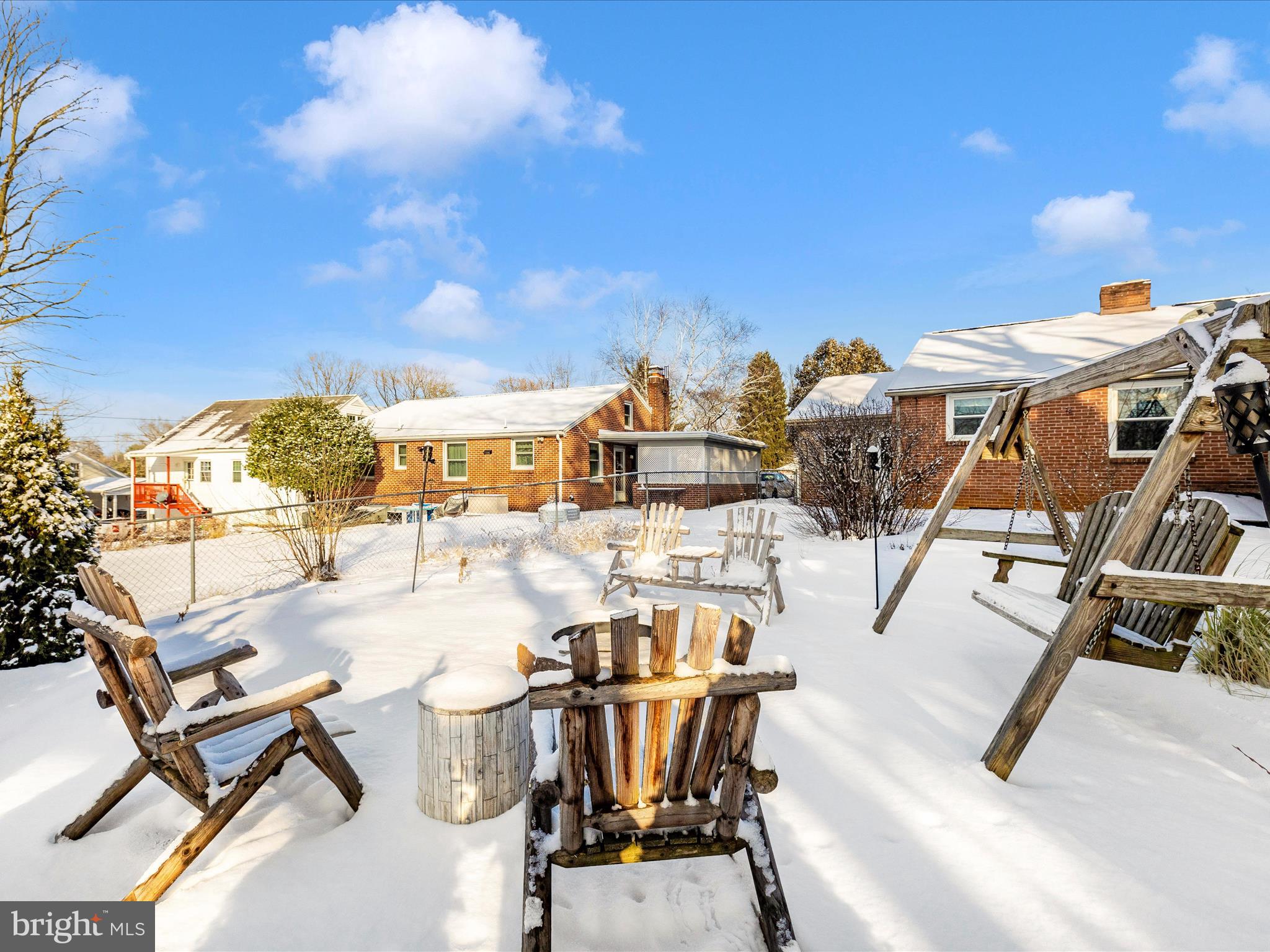 COLONIAL PARK - Residential