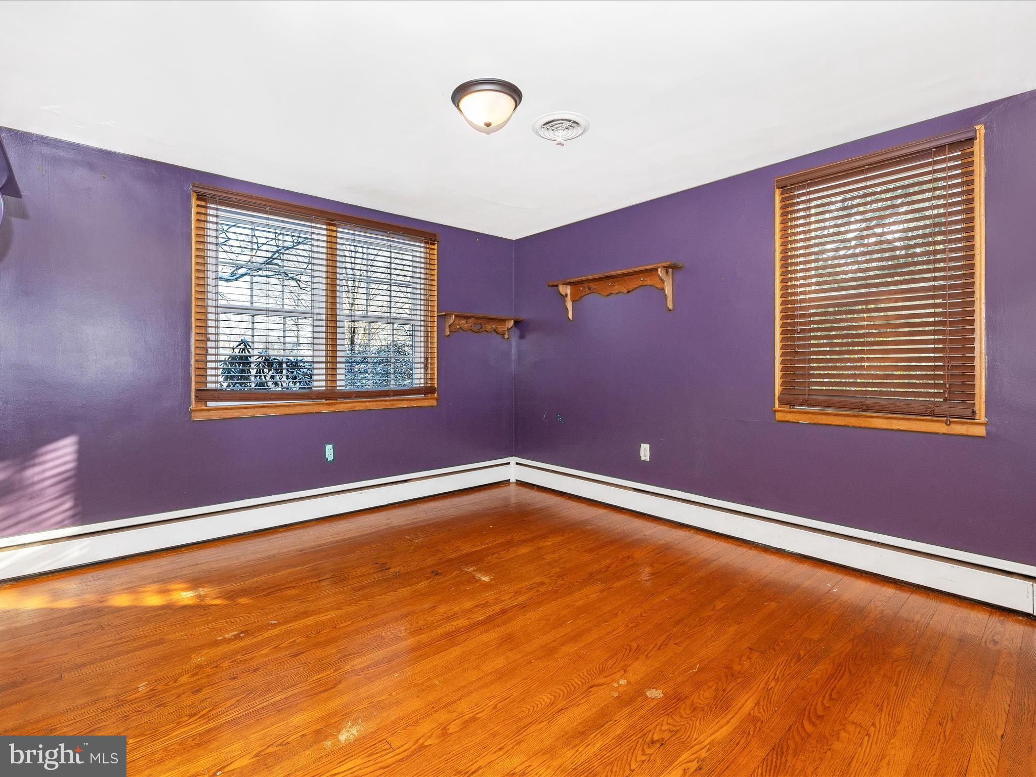 COLONIAL PARK - Residential