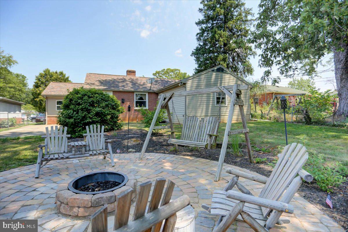 COLONIAL PARK - Residential