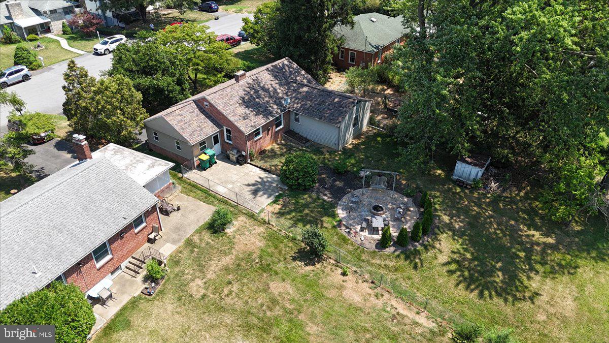 COLONIAL PARK - Residential