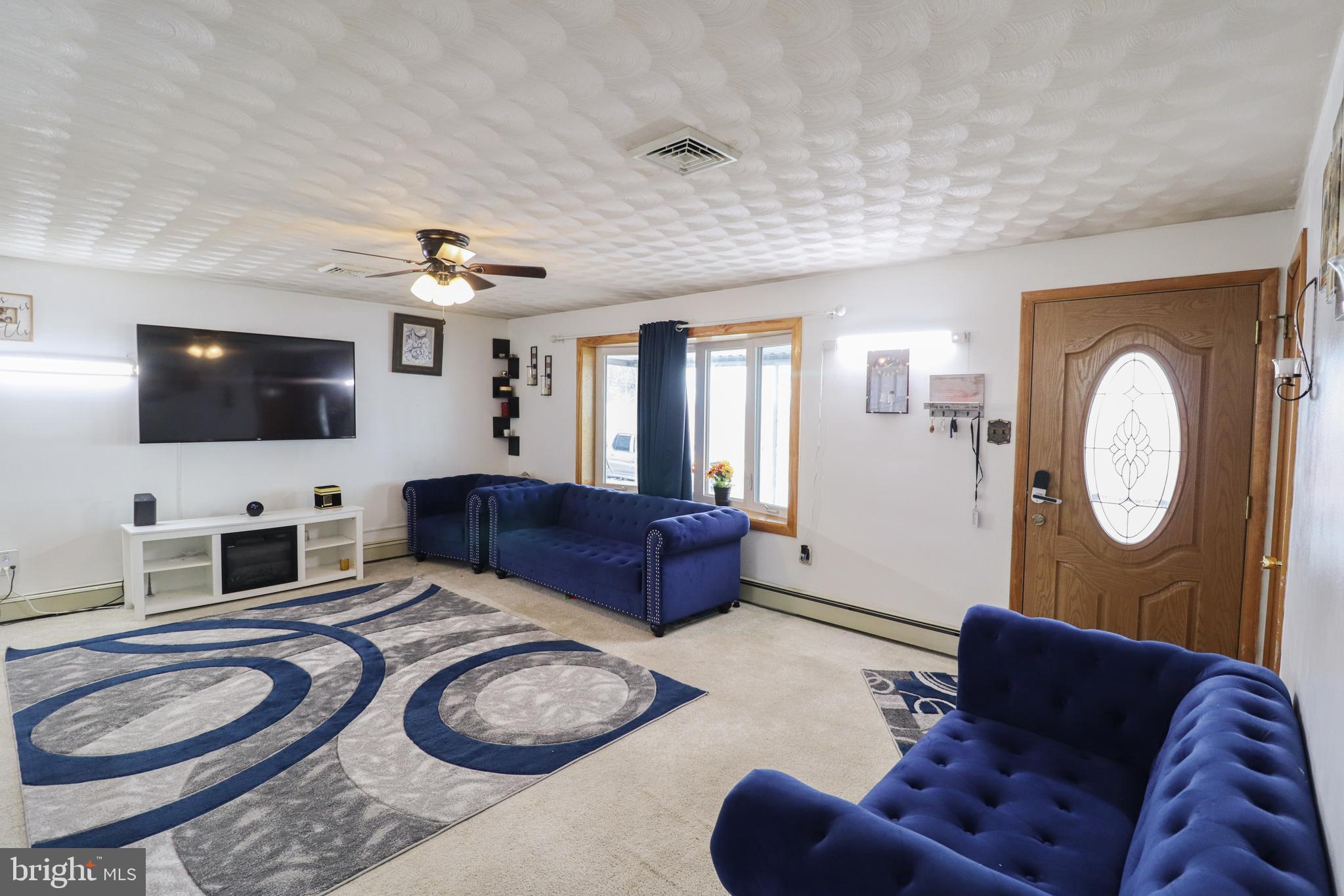 MT WOLF - Residential