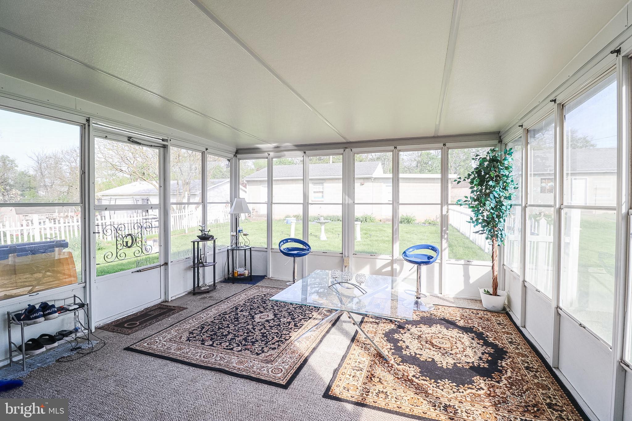 MT WOLF - Residential