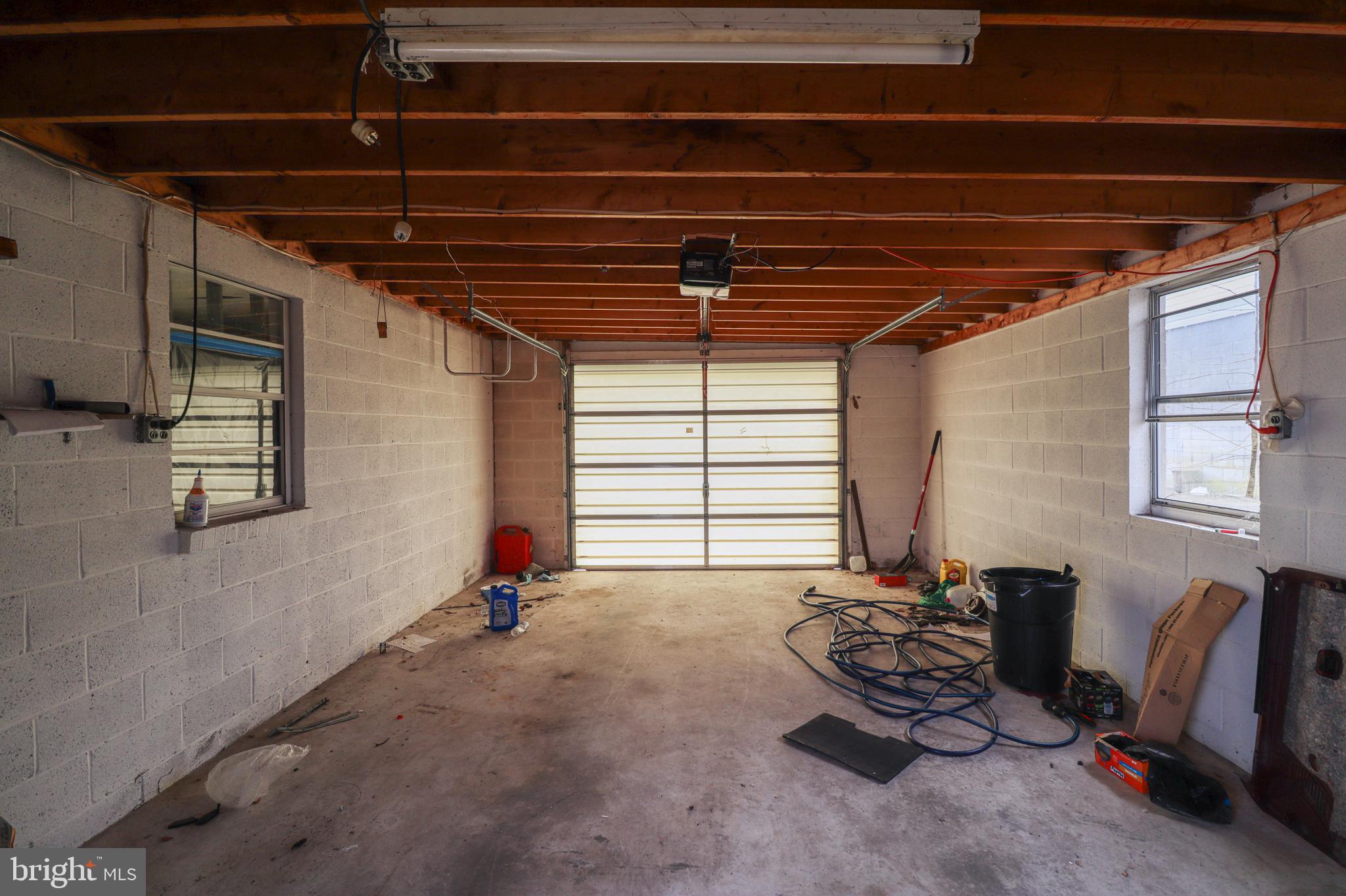 MT WOLF - Residential