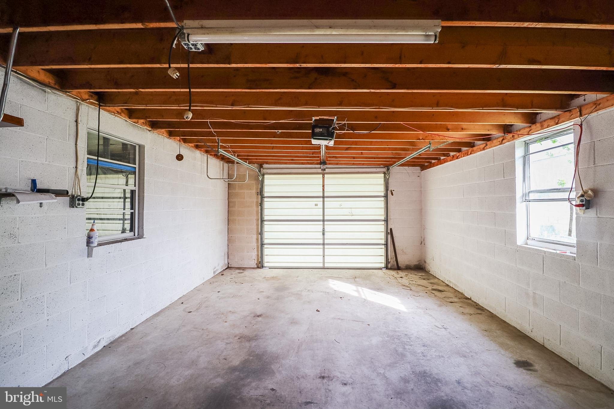 MT WOLF - Residential