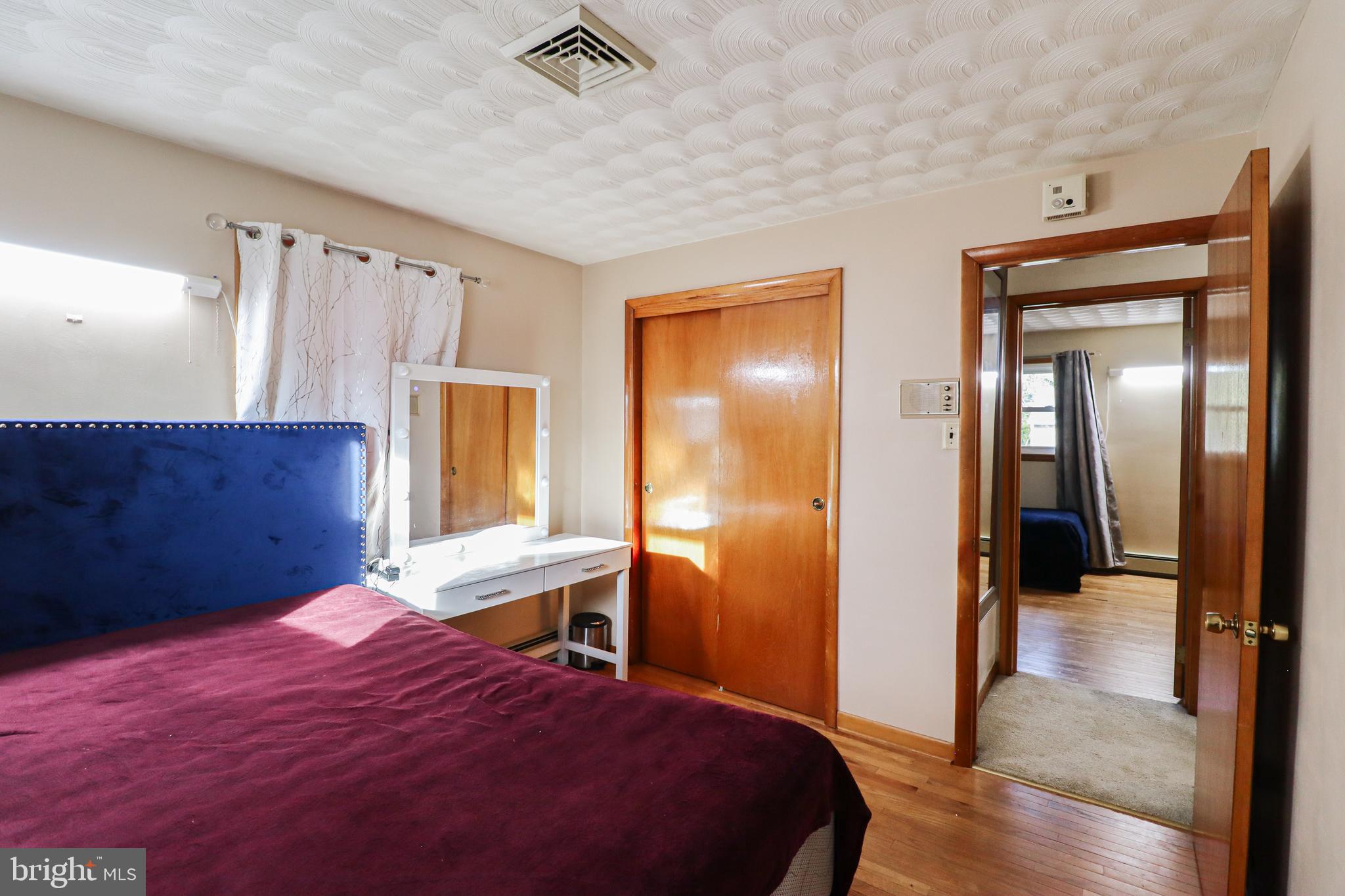 MT WOLF - Residential