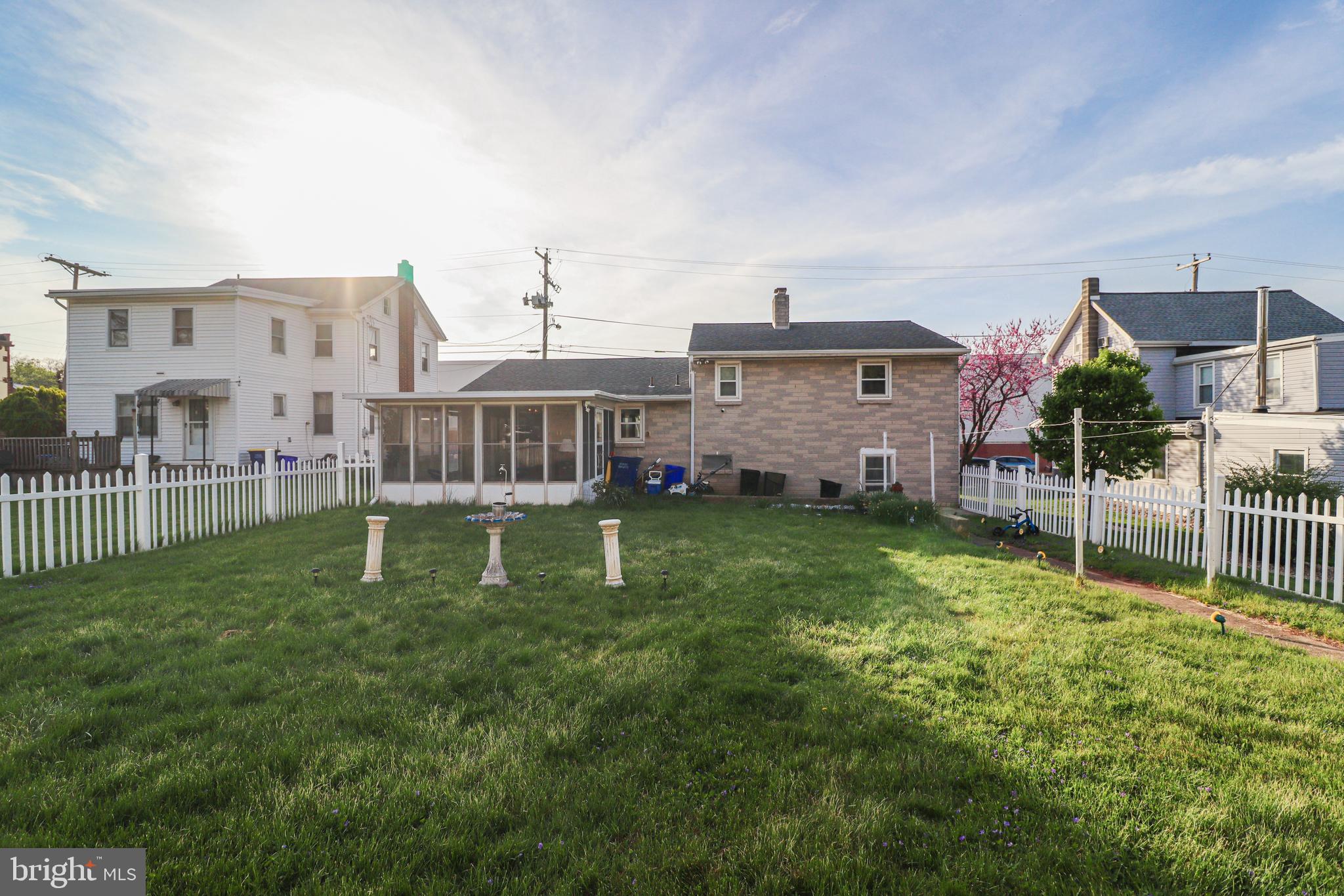 MT WOLF - Residential