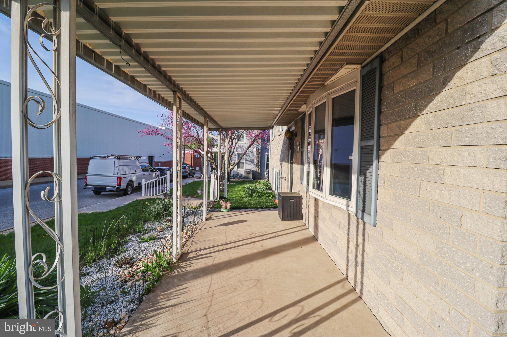 MT WOLF - Residential