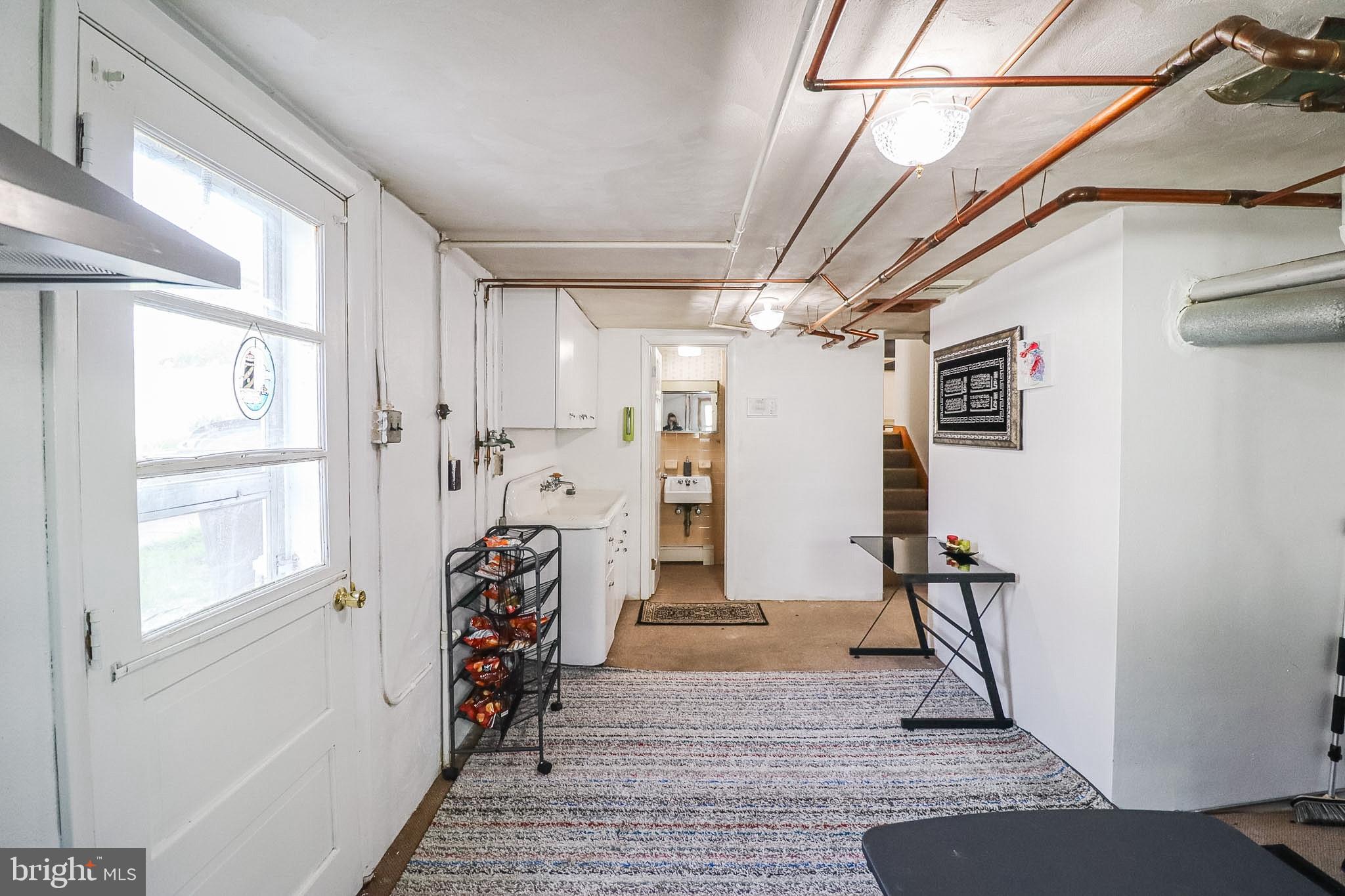 MT WOLF - Residential