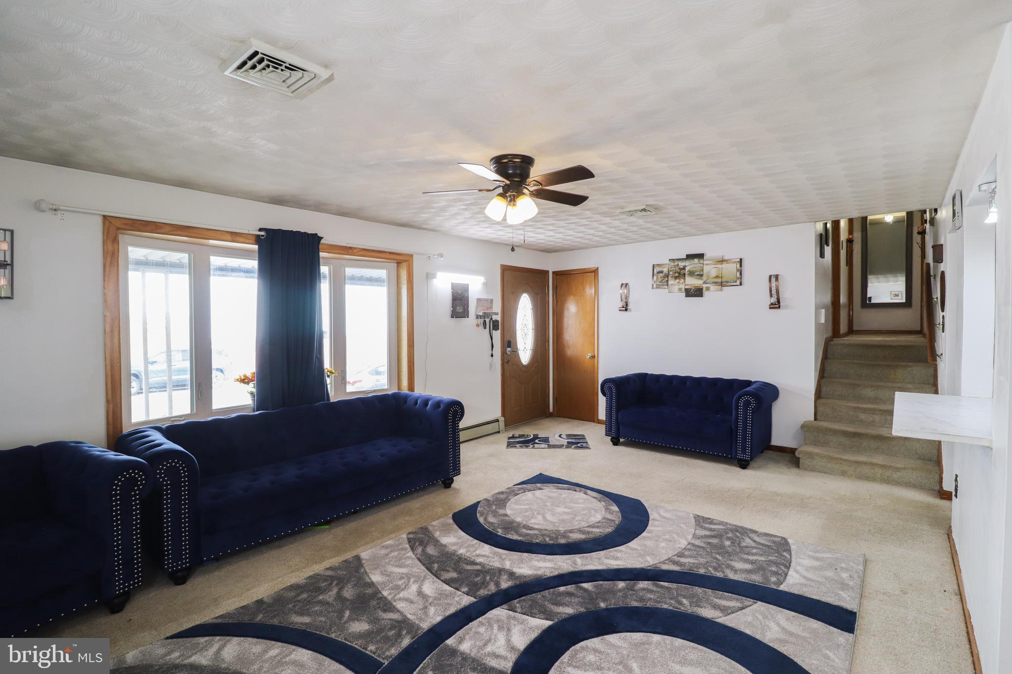 MT WOLF - Residential