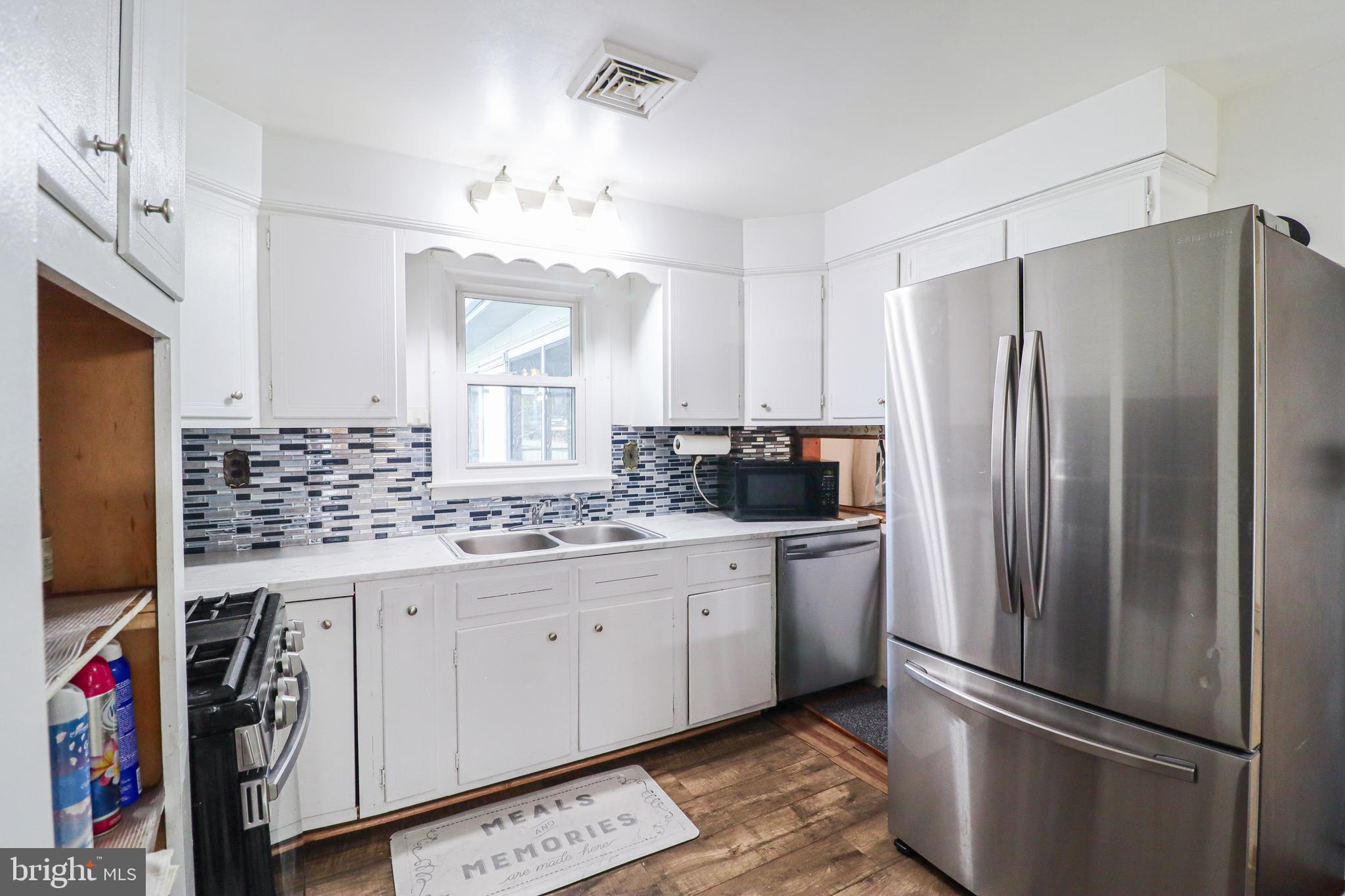 MT WOLF - Residential