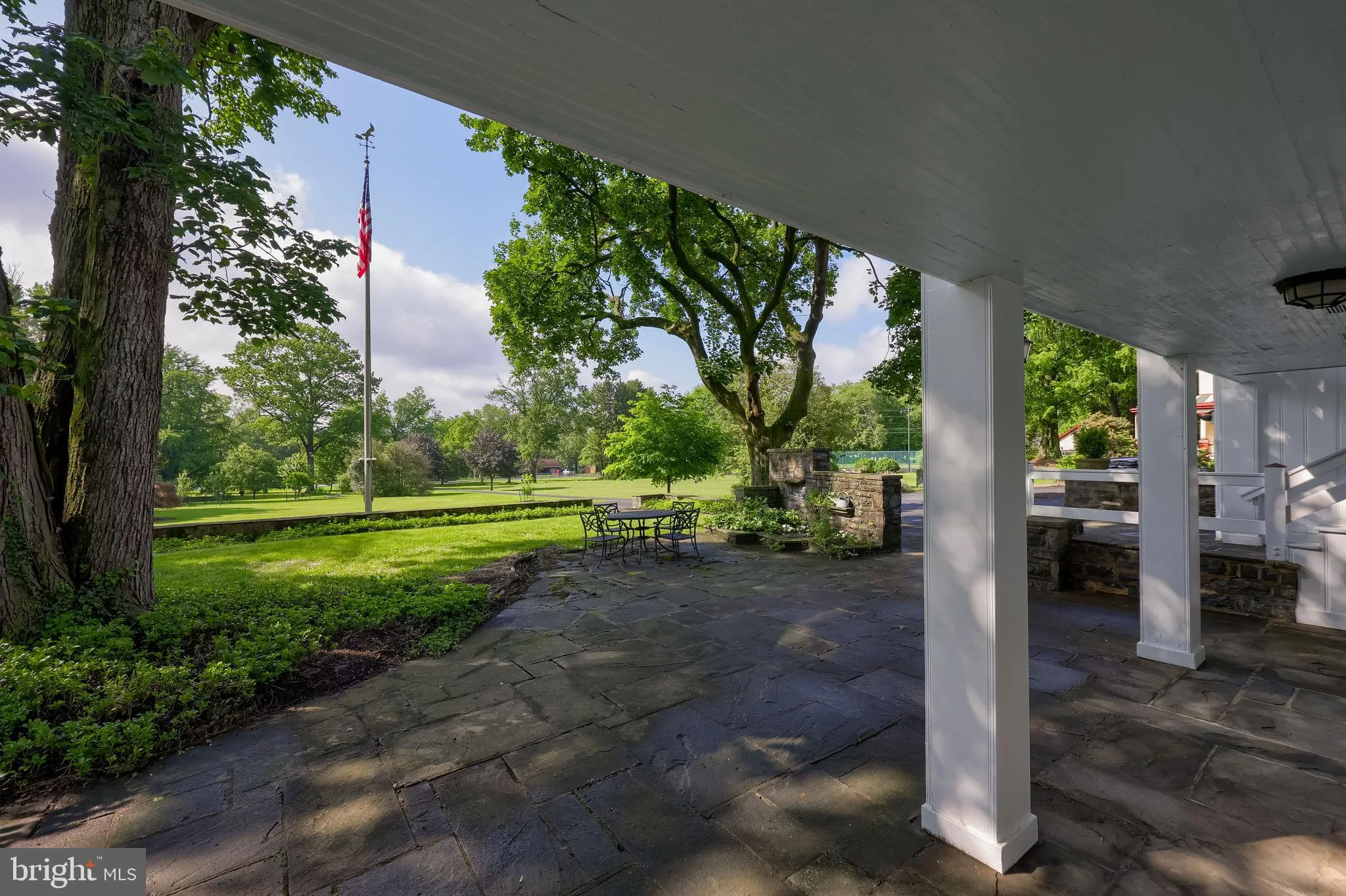 Lancaster, Pennsylvania 17603, United States, 5 Bedrooms Bedrooms, ,5 BathroomsBathrooms,Residential,Pending,141889