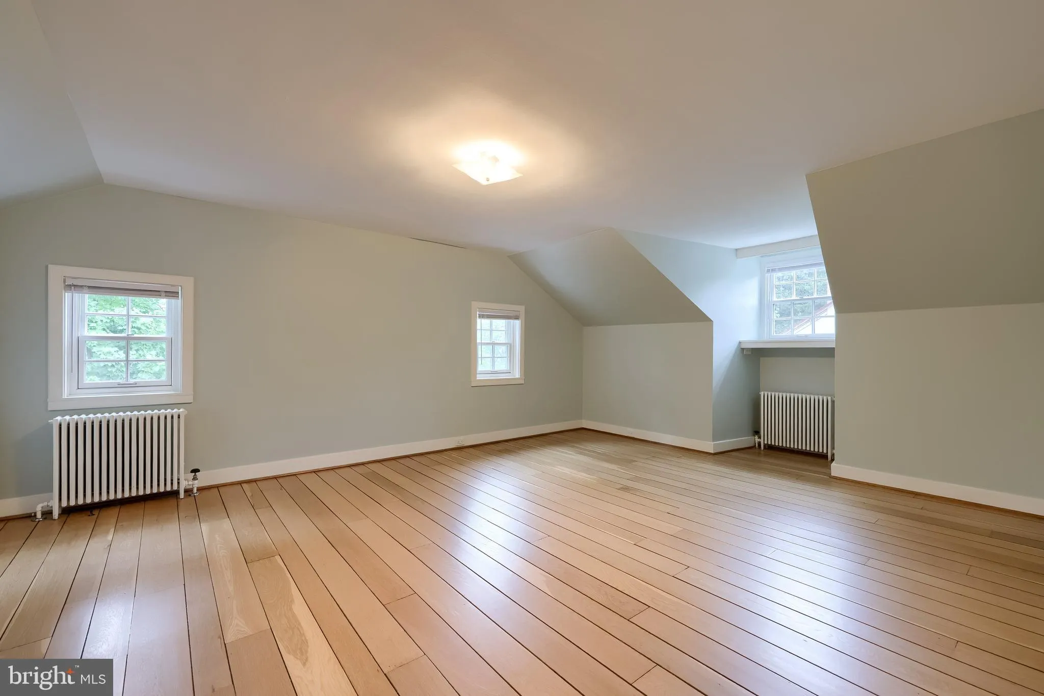 Lancaster, Pennsylvania 17603, United States, 5 Bedrooms Bedrooms, ,5 BathroomsBathrooms,Residential,Pending,141889