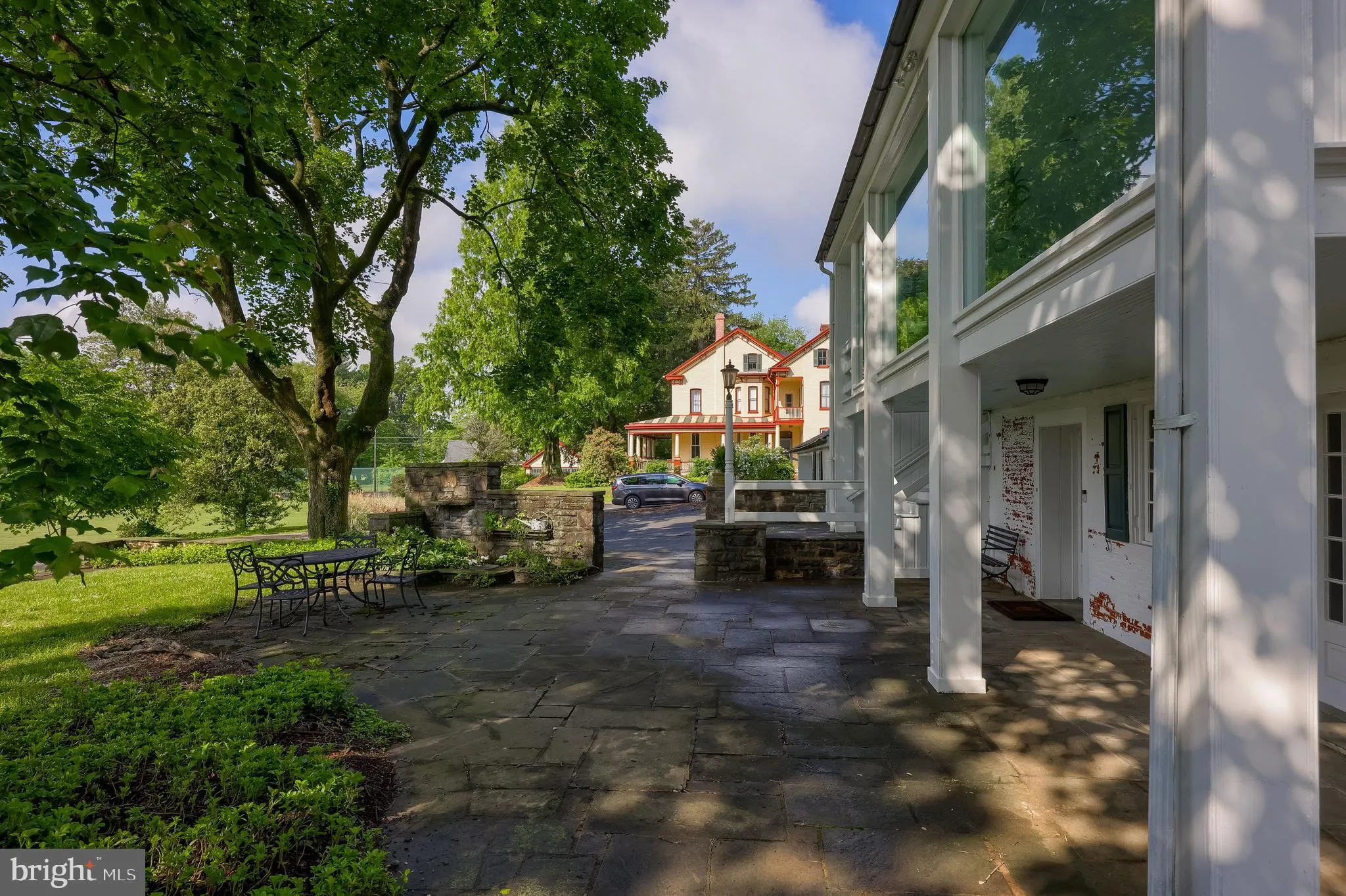 Lancaster, Pennsylvania 17603, United States, 5 Bedrooms Bedrooms, ,5 BathroomsBathrooms,Residential,Pending,141889