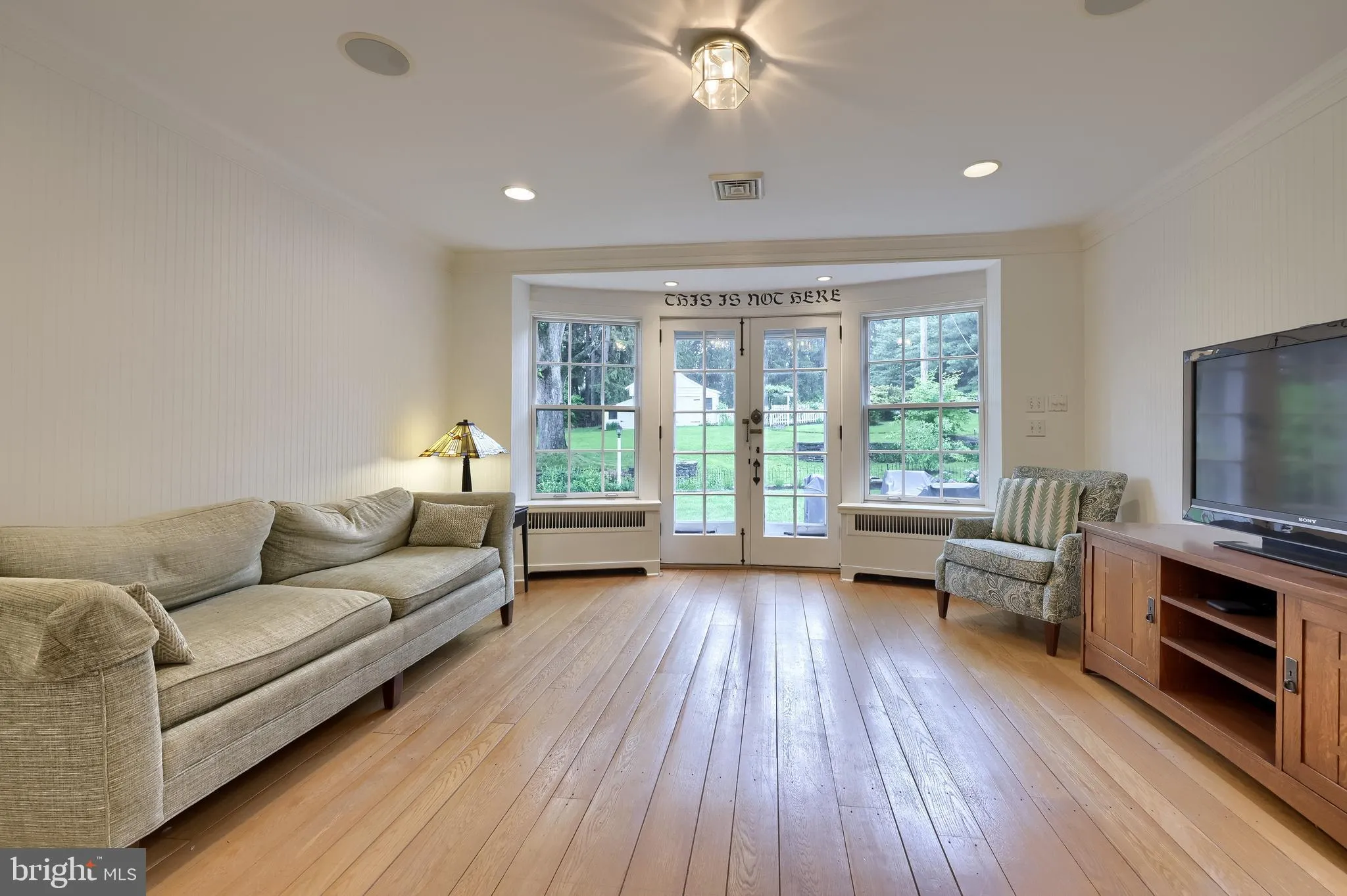 Lancaster, Pennsylvania 17603, United States, 5 Bedrooms Bedrooms, ,5 BathroomsBathrooms,Residential,Pending,141889