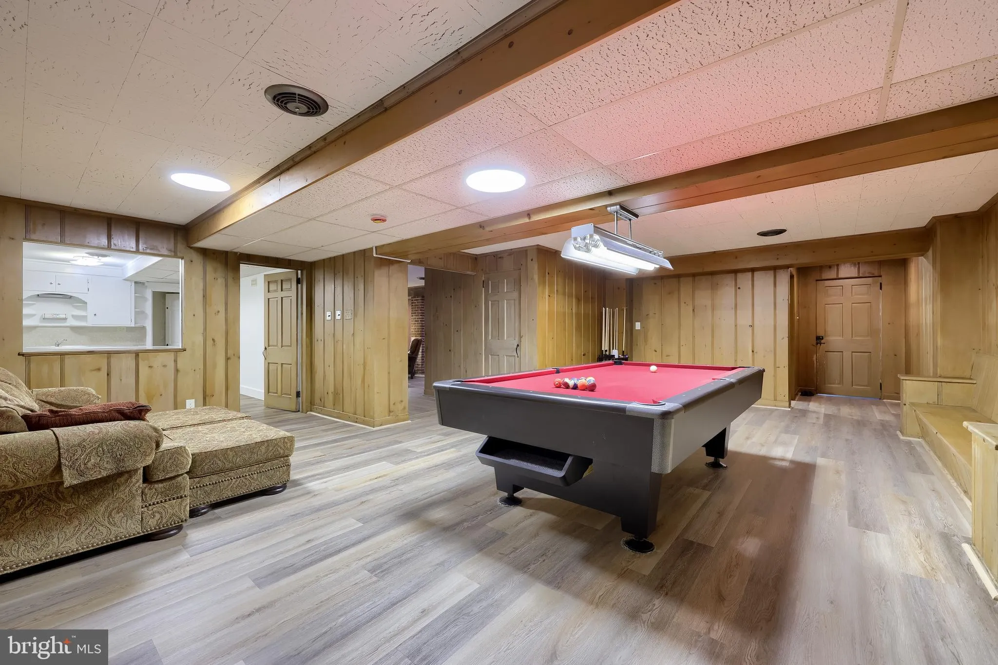 Lancaster, Pennsylvania 17603, United States, 5 Bedrooms Bedrooms, ,5 BathroomsBathrooms,Residential,Pending,141889