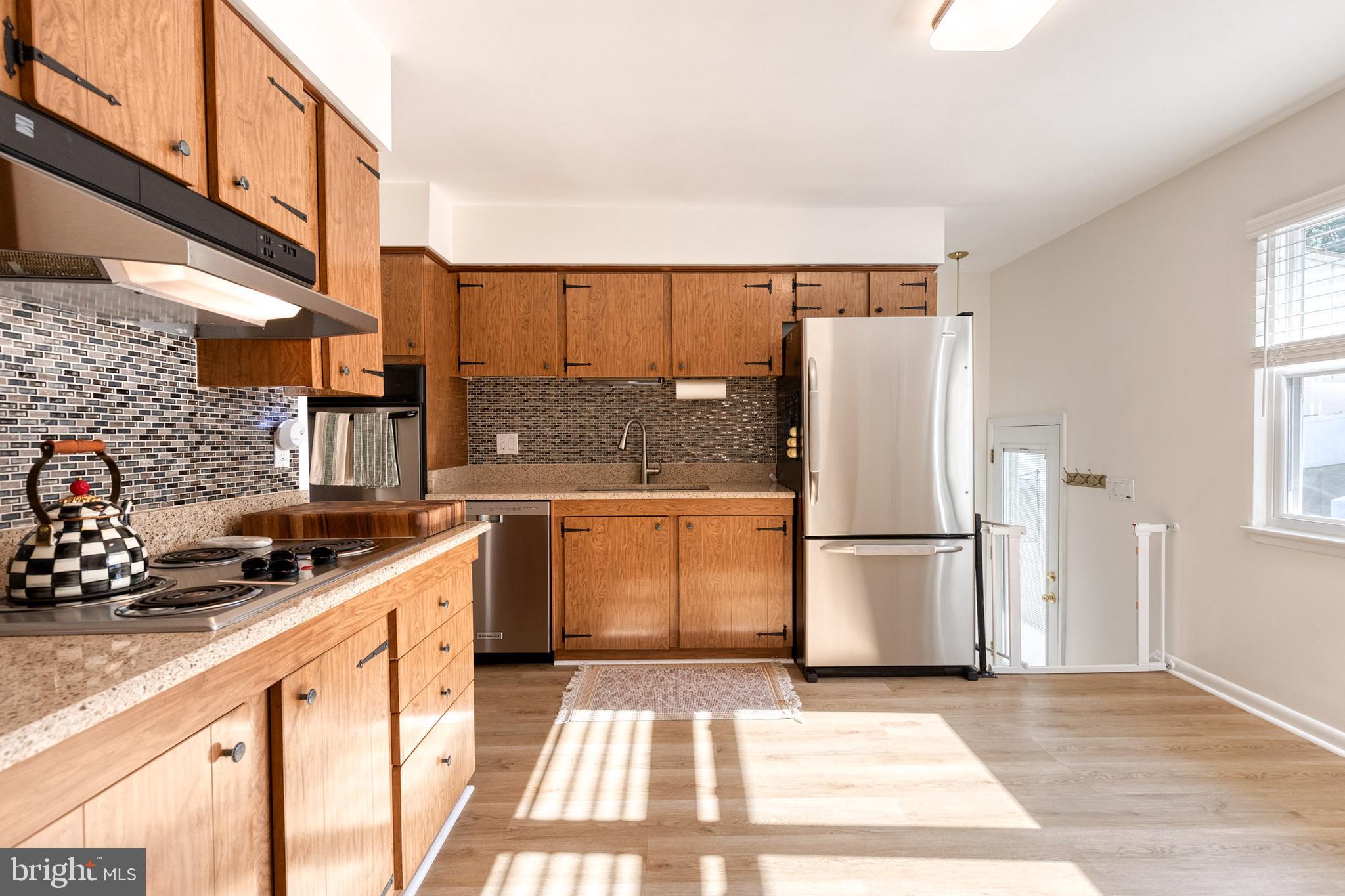 MONTROSE - Residential