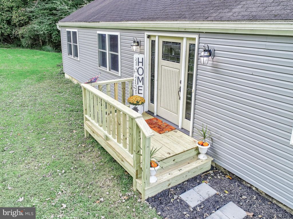 Photo of 922 MARTICVILLE RD, PEQUEA, PA 17565 (MLS # PALA2025880)