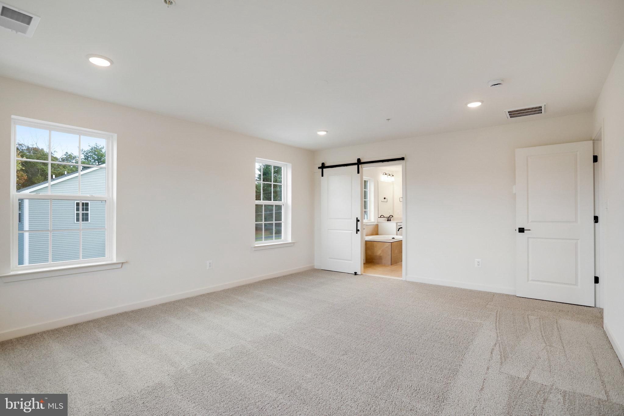 WORTHINGTON GROVE - Residential