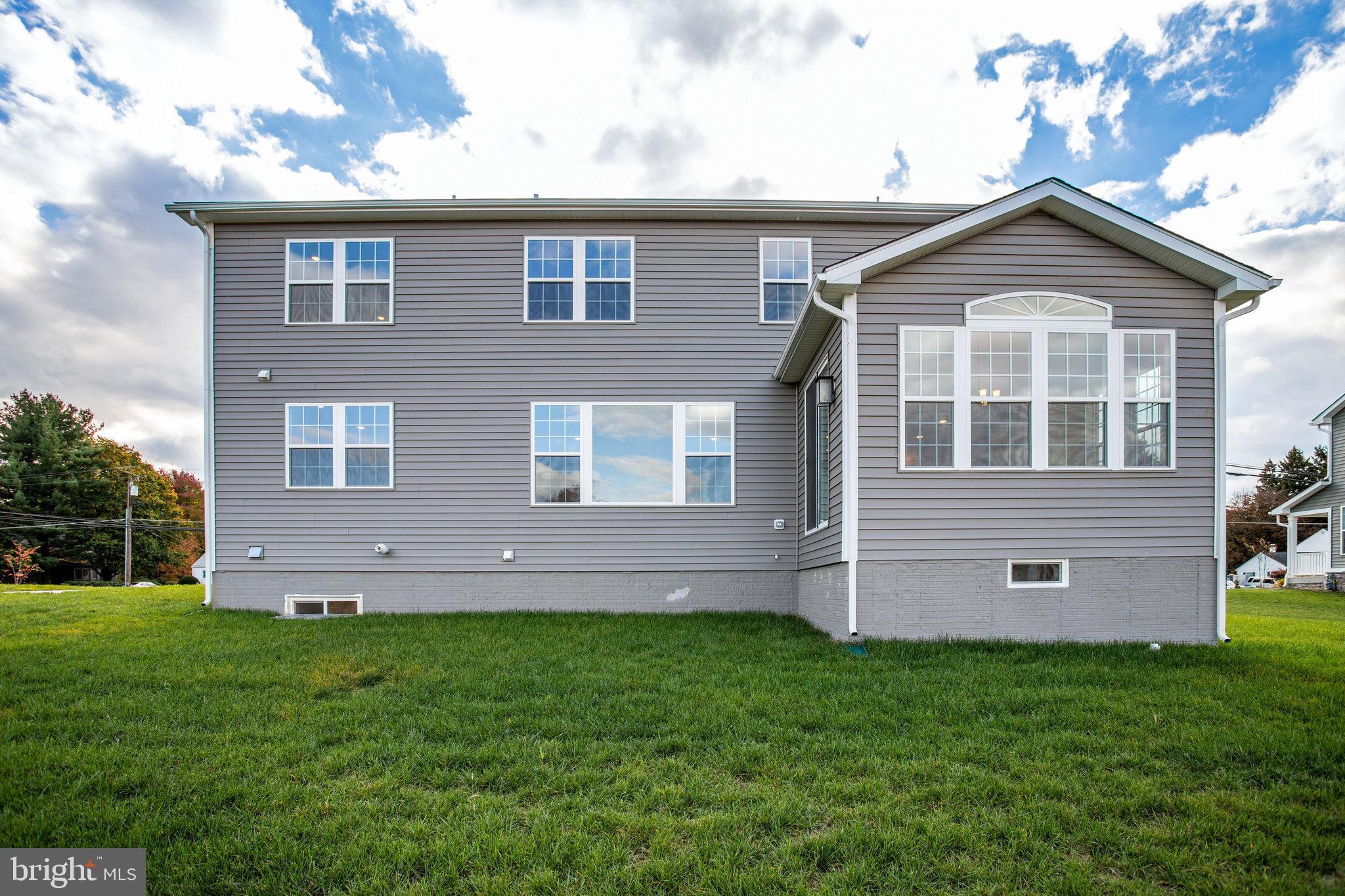 WORTHINGTON GROVE - Residential