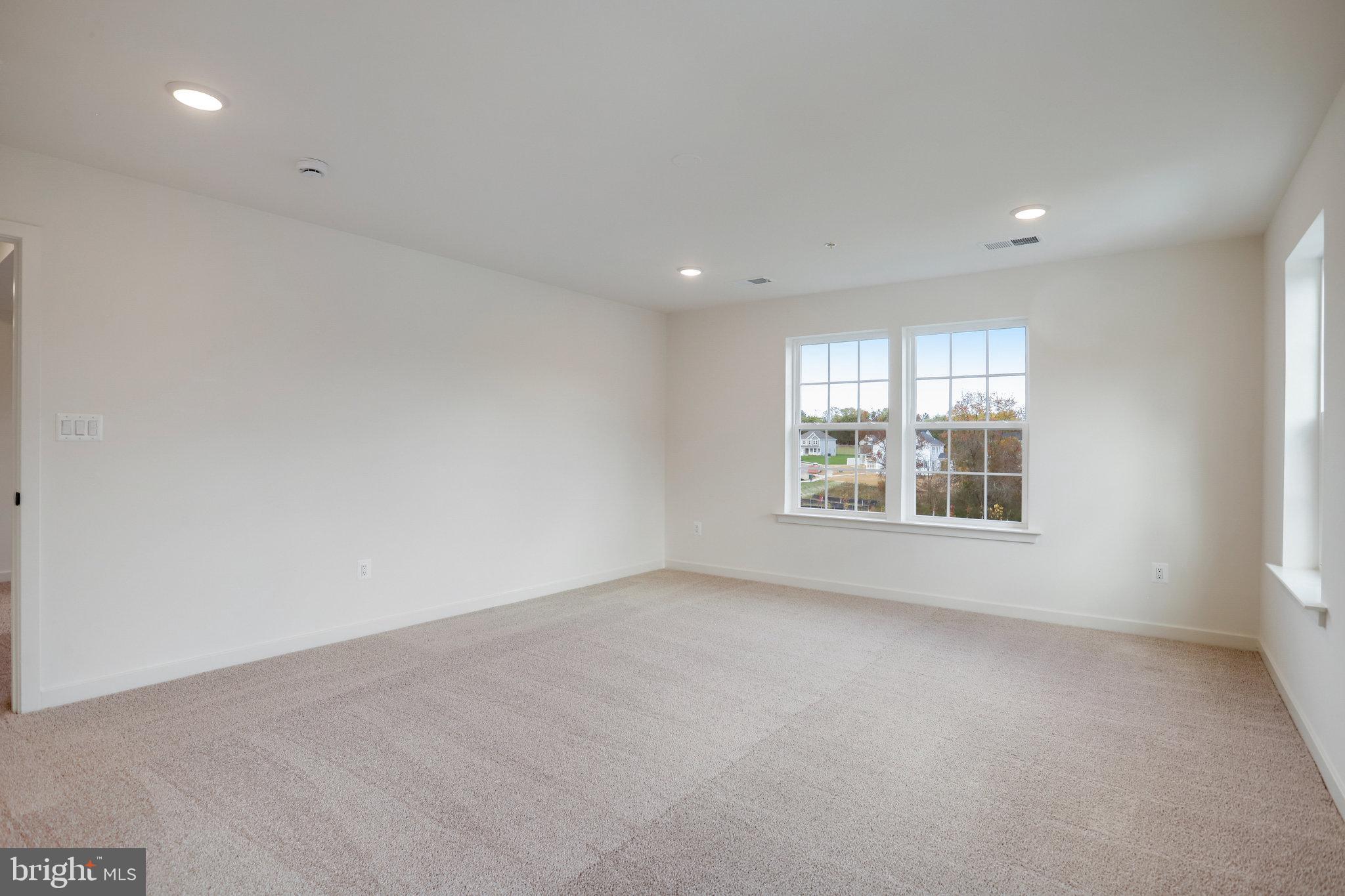 WORTHINGTON GROVE - Residential