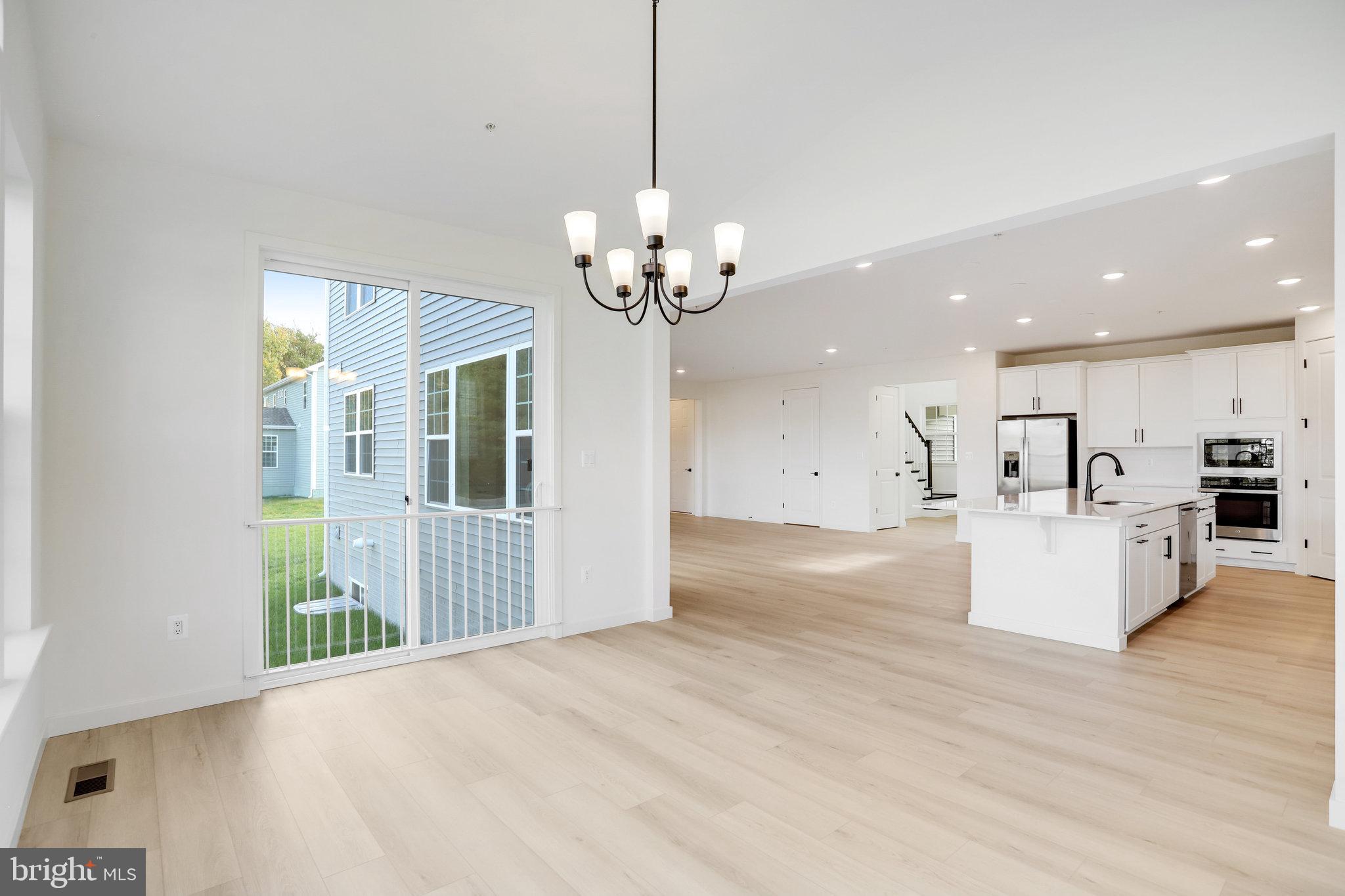 WORTHINGTON GROVE - Residential