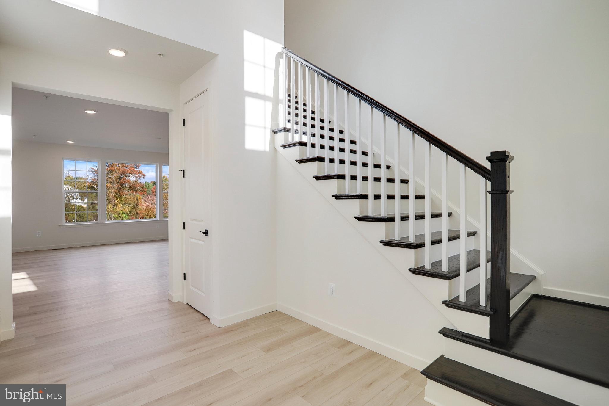 WORTHINGTON GROVE - Residential