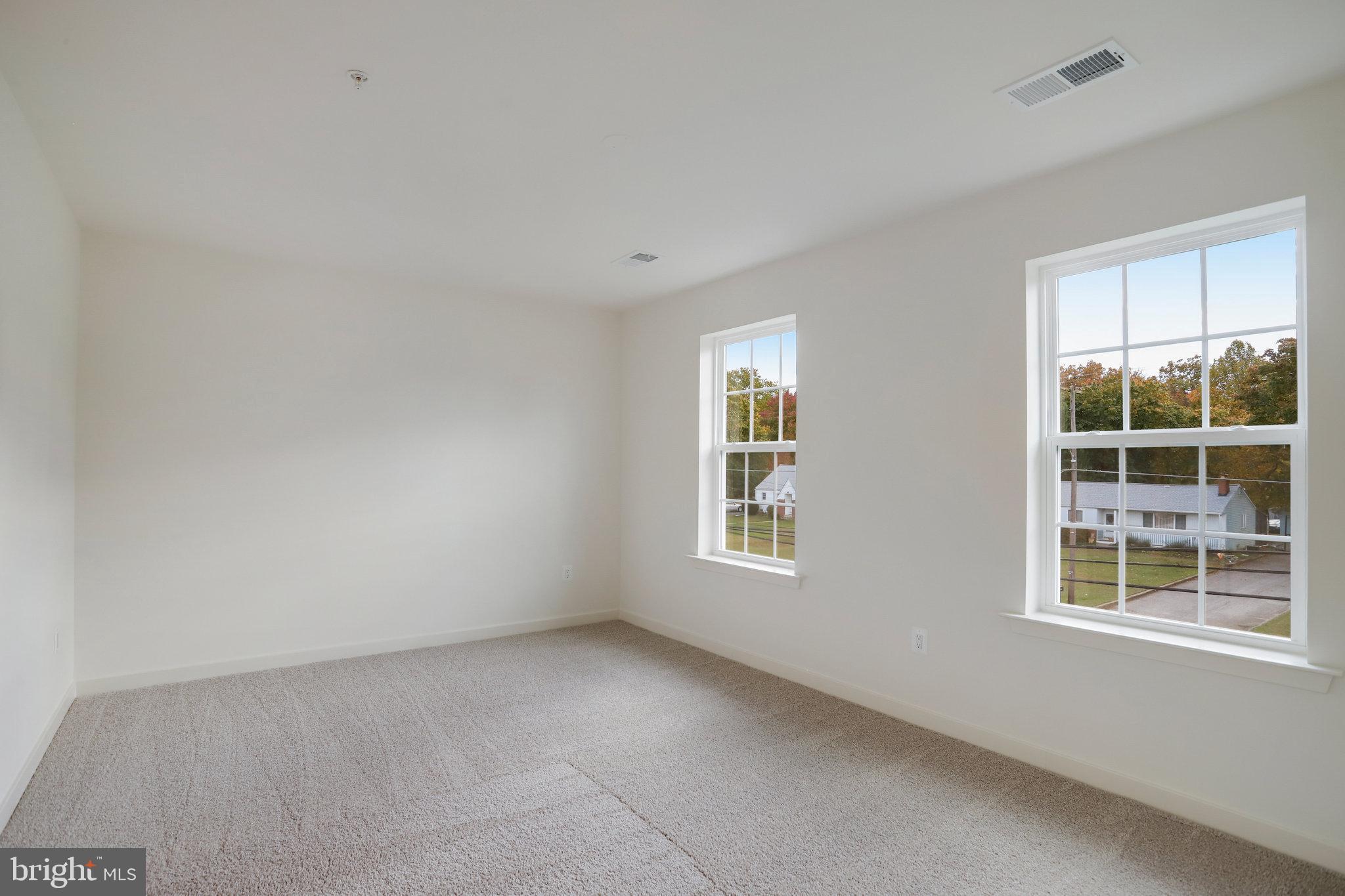 WORTHINGTON GROVE - Residential