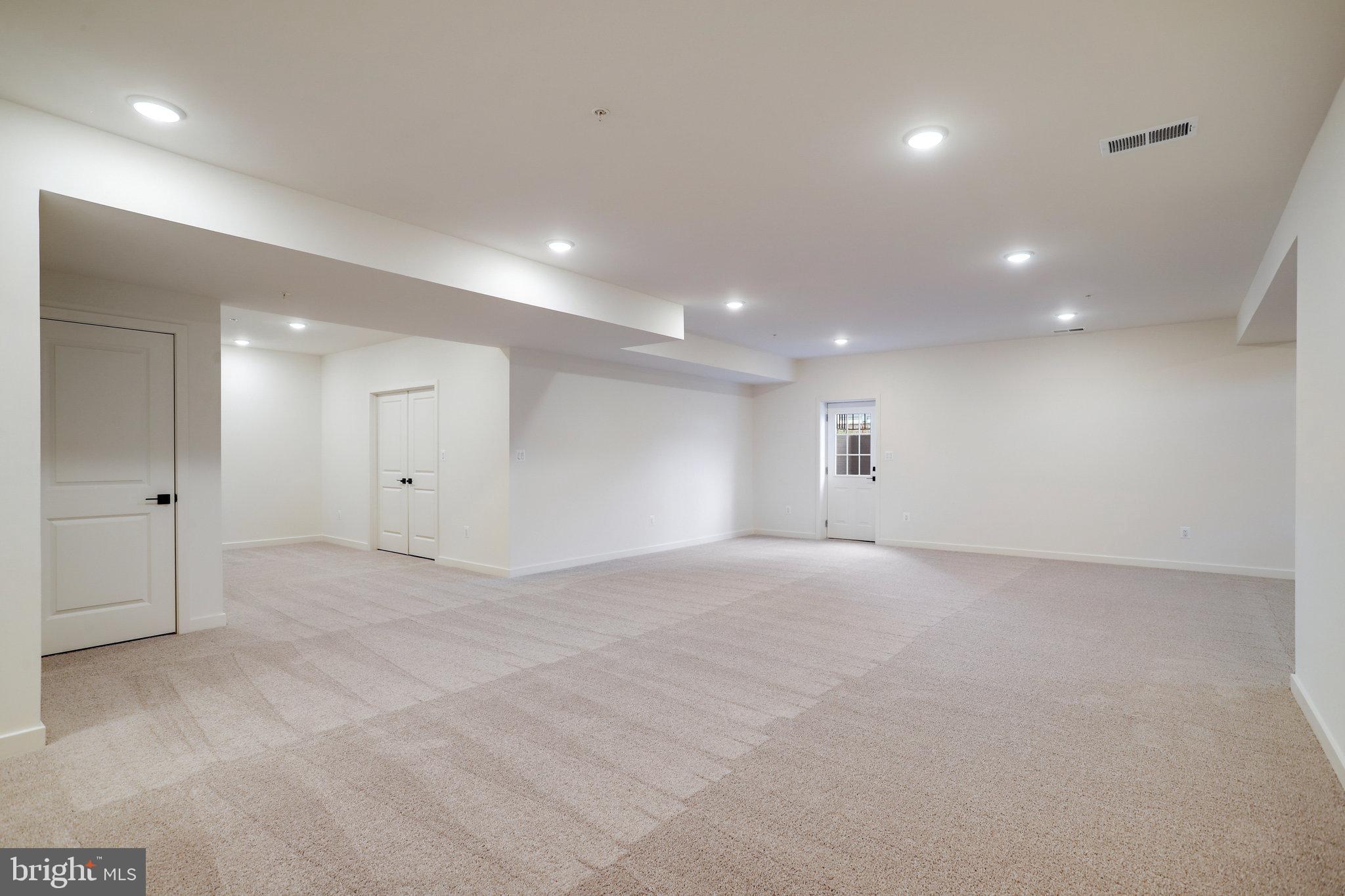 WORTHINGTON GROVE - Residential