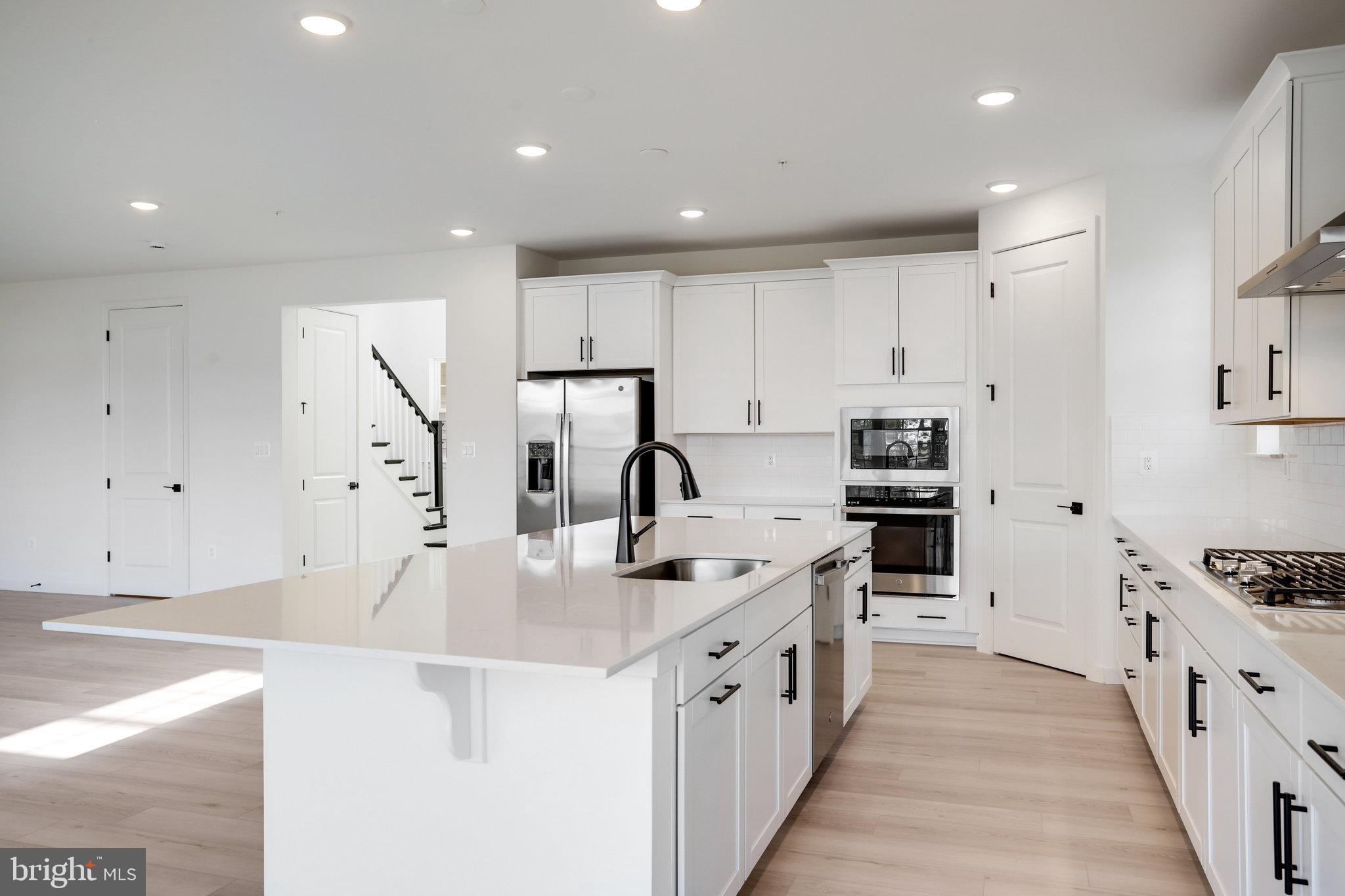 WORTHINGTON GROVE - Residential