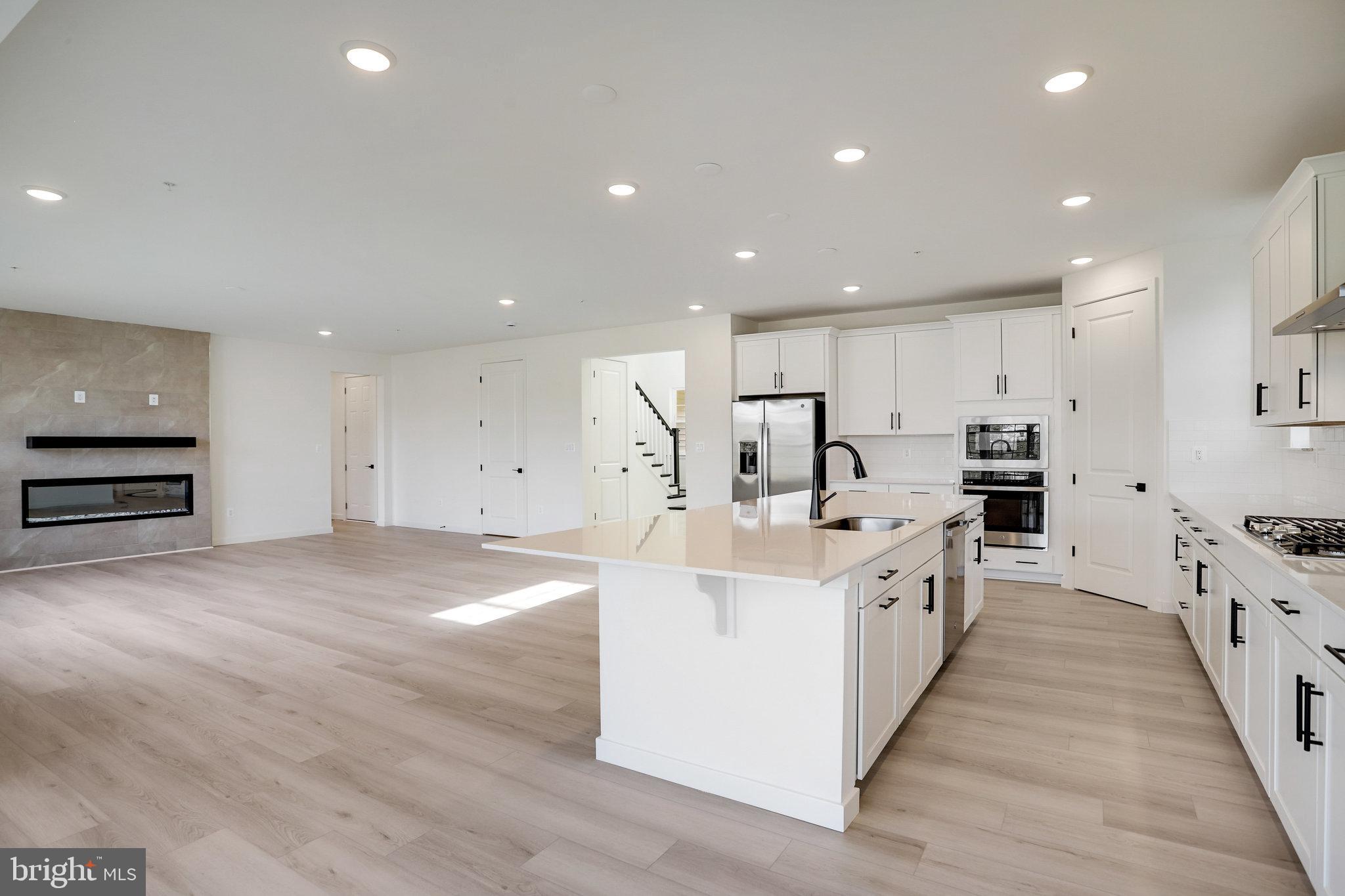 WORTHINGTON GROVE - Residential