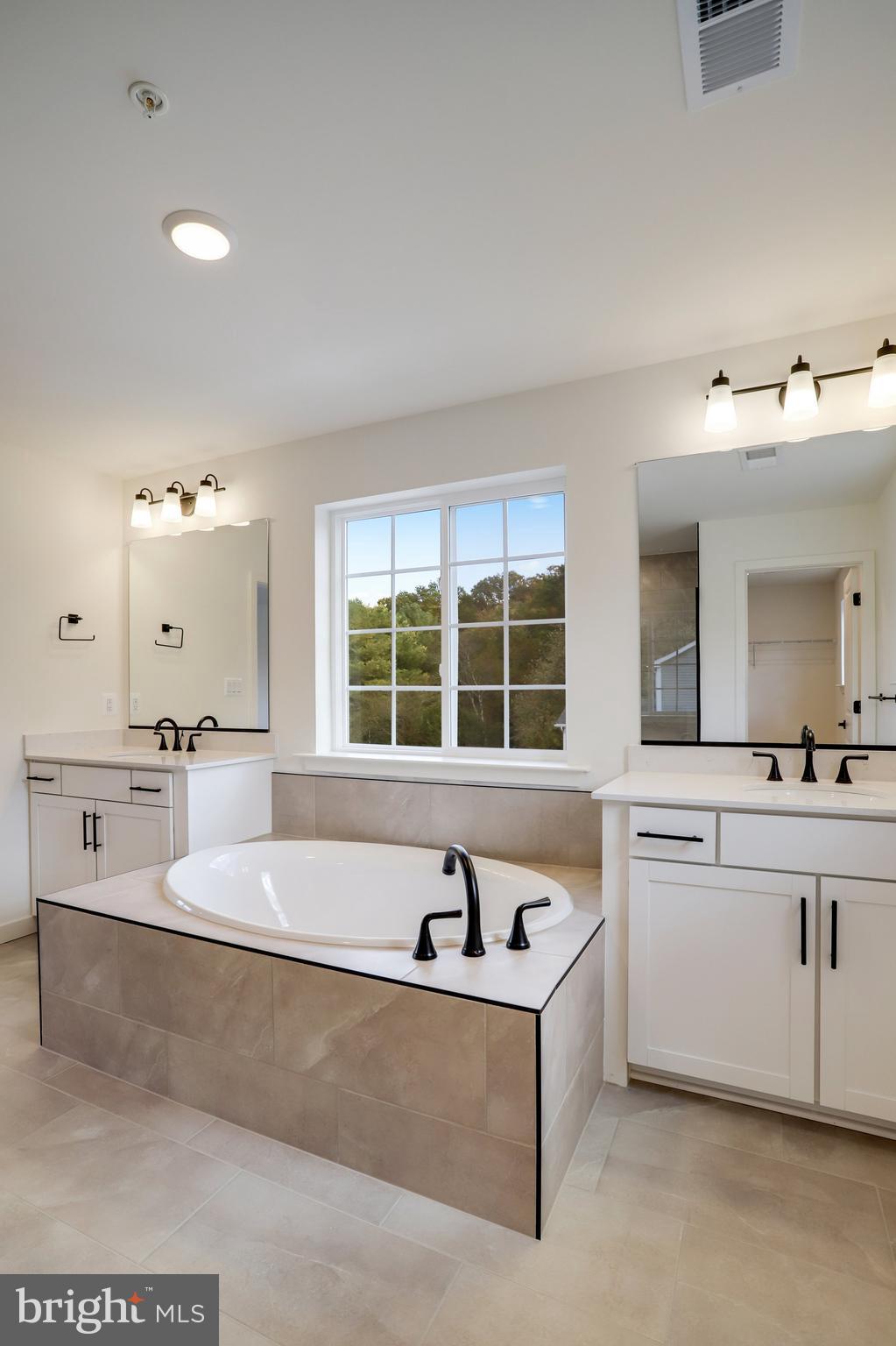 WORTHINGTON GROVE - Residential